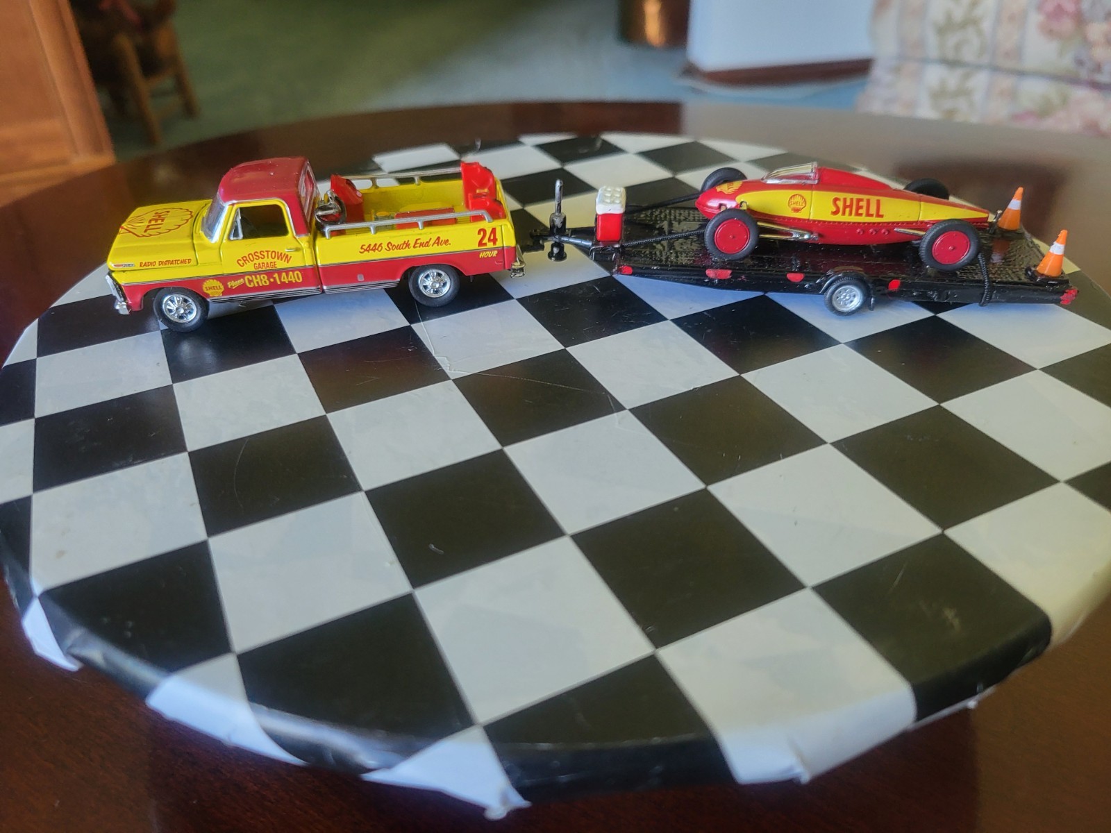 M2 SHELL Customized 69 FORD F-100 RANGER &Shell Ford Belly Tanker On A Trailer