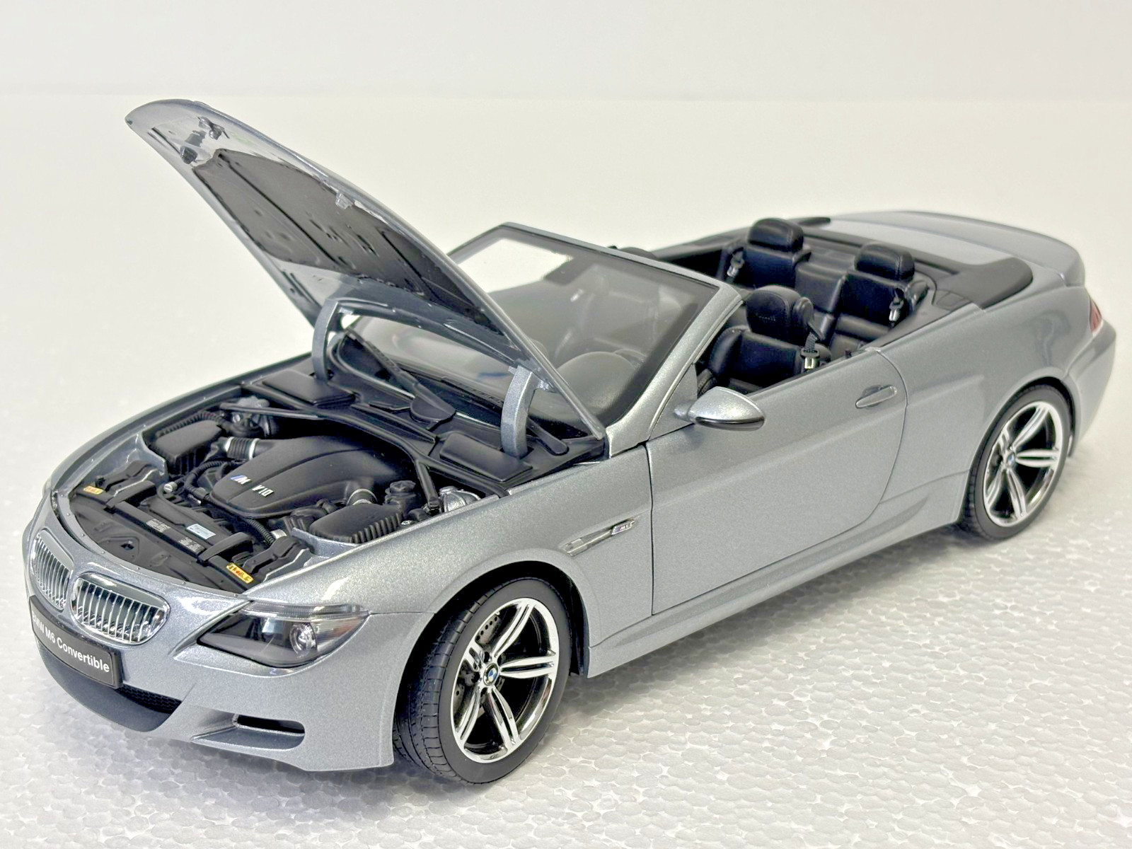 Rare * BMW M6 Convertible / Cabrio * Kyosho * 1/18 * Hard Top * Dark Gray * New