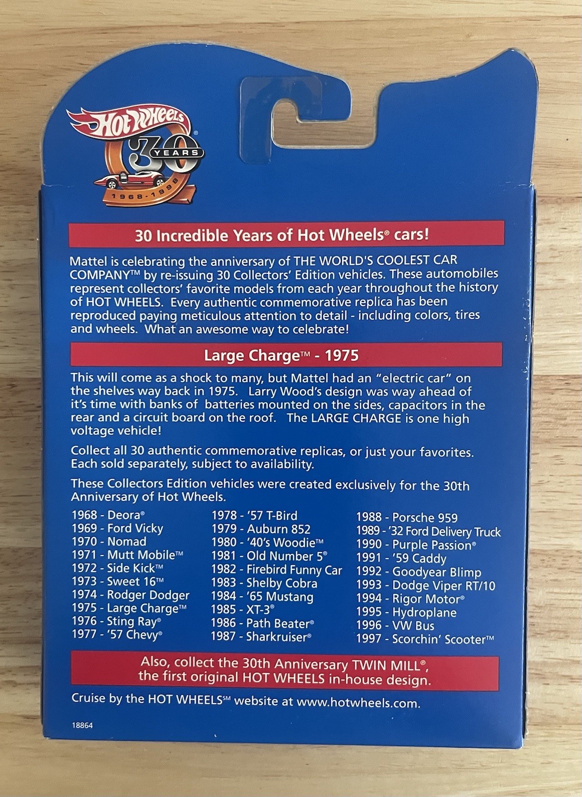 1997 Hot Wheels 30th Anniversary Large Charge 1975 Flying Colors Kay Bee Tag