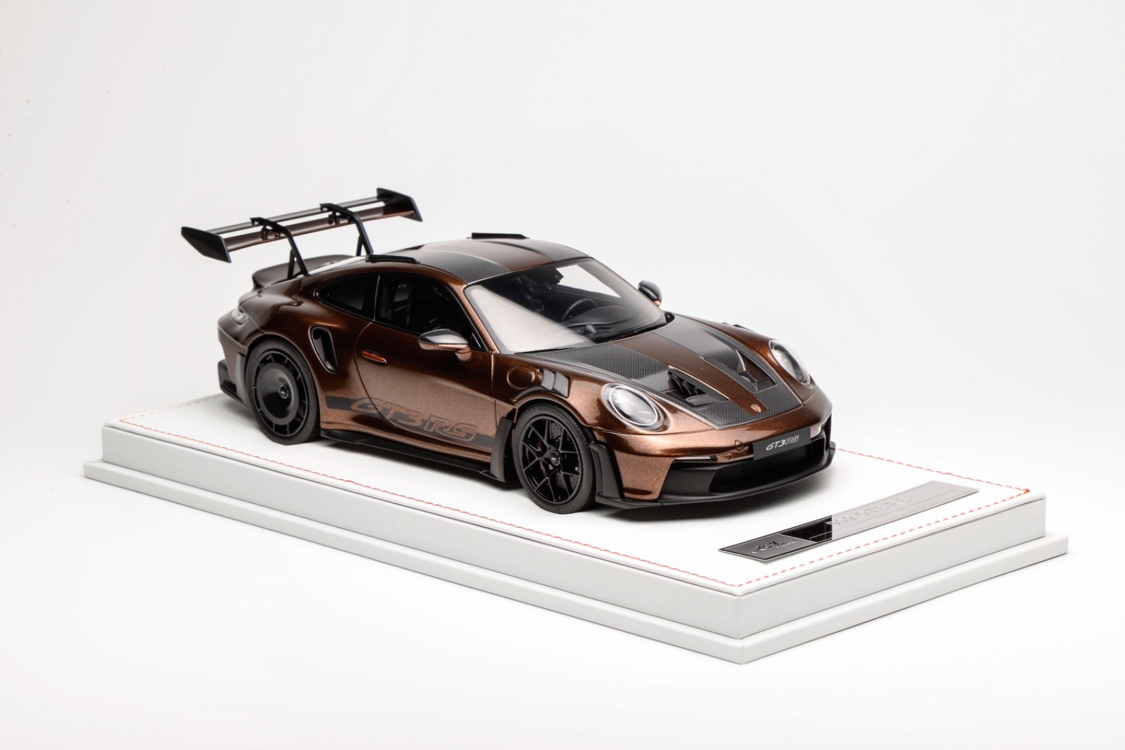 1/18 Ivy Porsche 911 GT3 RS with Luggage Rack Brown / Black Stripe 15 pcs B2