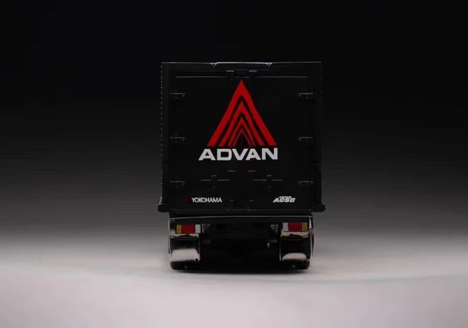 1/64 YES Isuzu Elf ADVAN #QY25H9