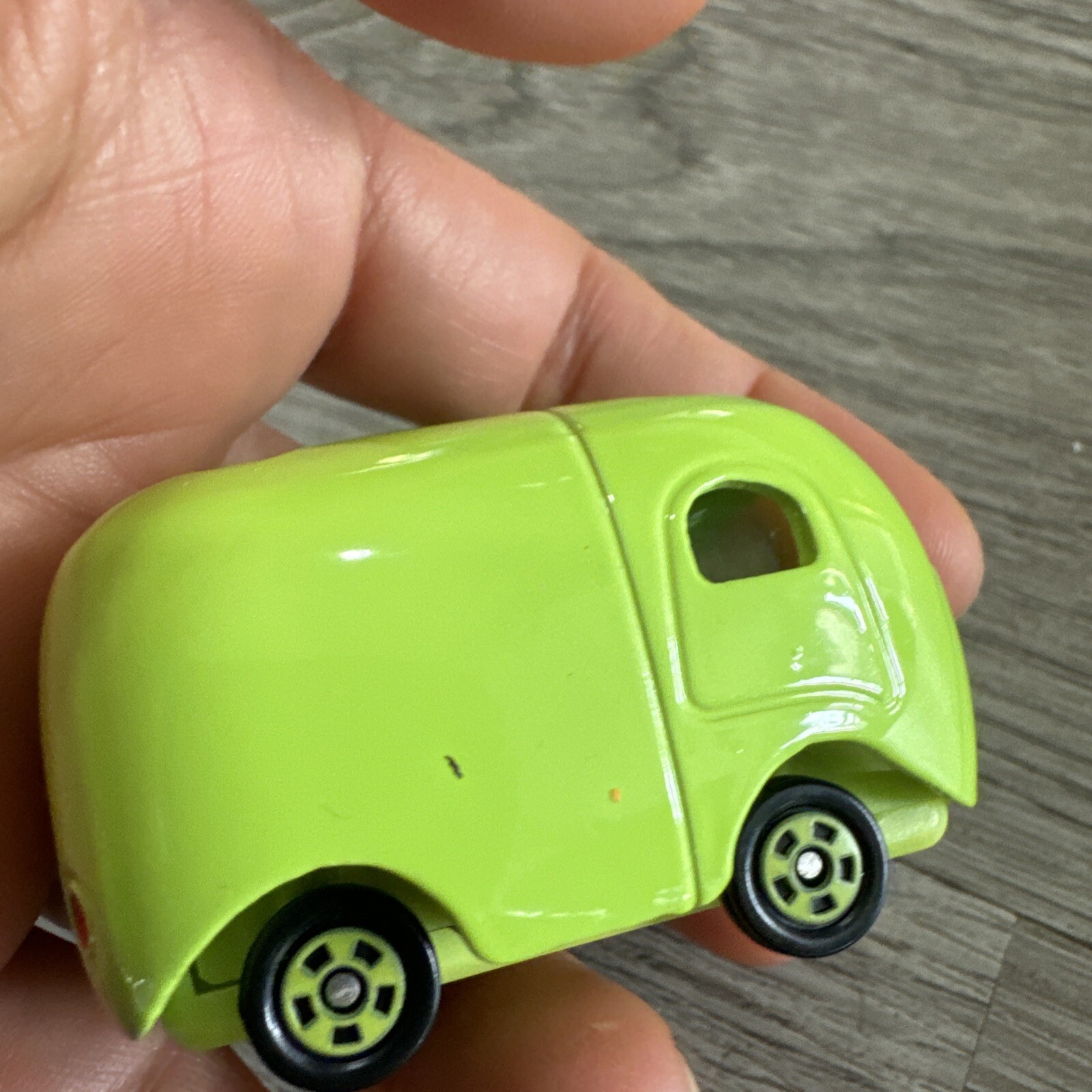 Takaratomy Tomica Disney Motors Tsum Tsum Mini Car Figure, Mike Monster Inc Toy