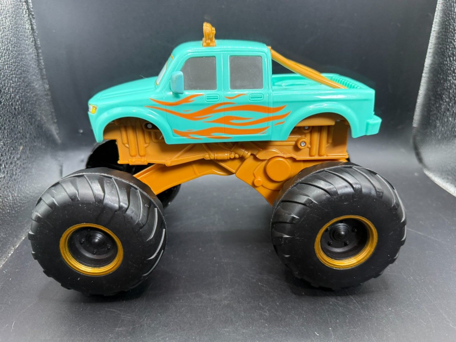 Disney Pixar Cars on the Road Circus Stunt Ivy Monster Truck Used Loose 2023