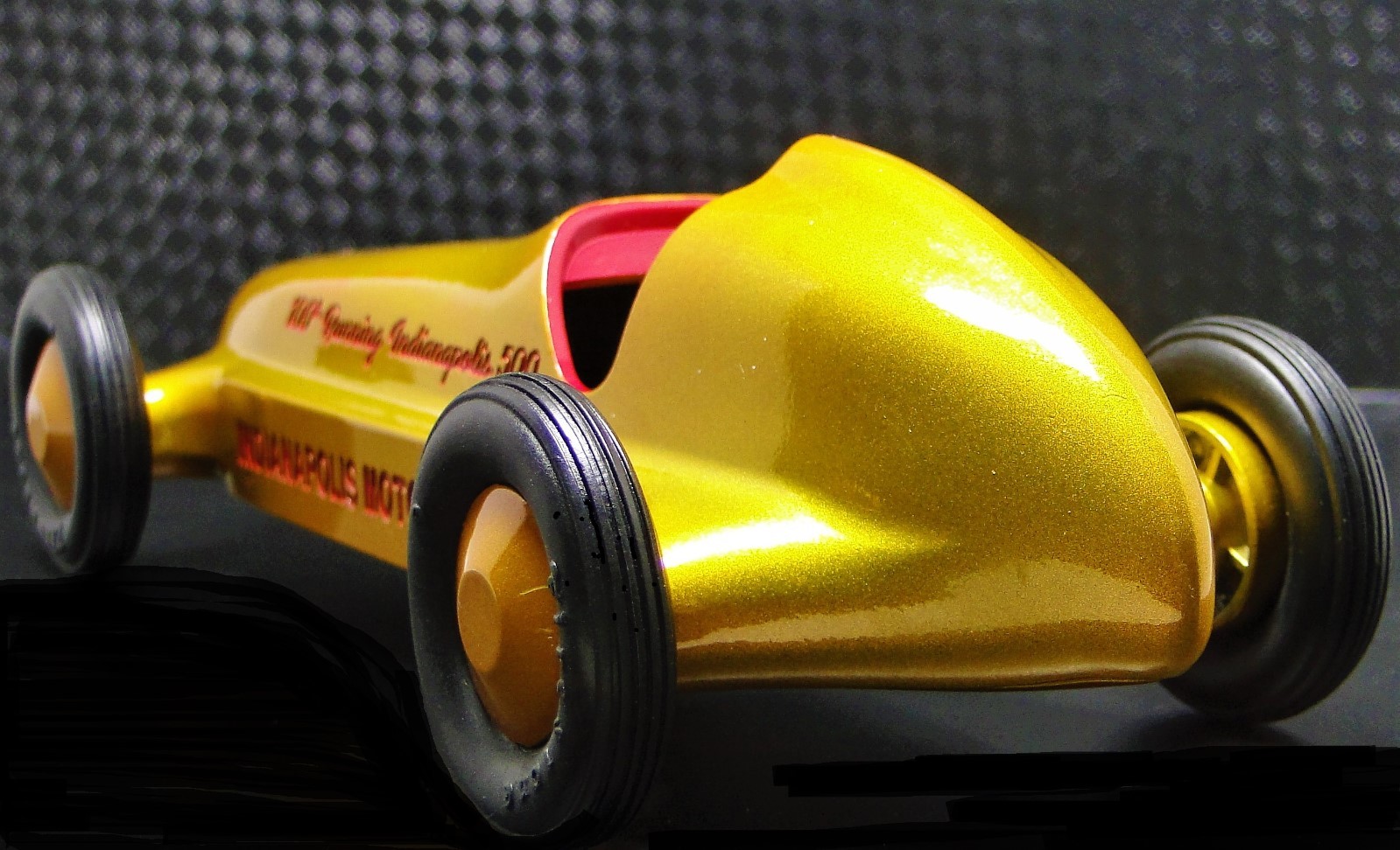 Boyle Special Wilbur Shaw Model Racer Race Indy Car Carousel Gold 1:18