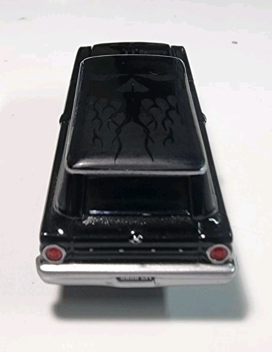 Johnny Lightning Thirteen Customs 1965 Ford Falcon Sedan Delivery 1/64 Diecast
