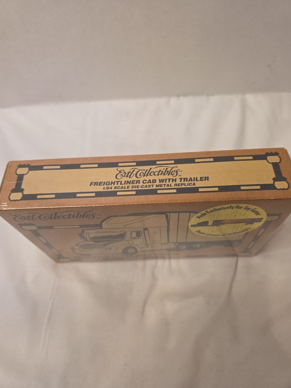 McDonald’s Biscuit To Go Freightliner Semi By Ertl 1/64th Scale Excellent
