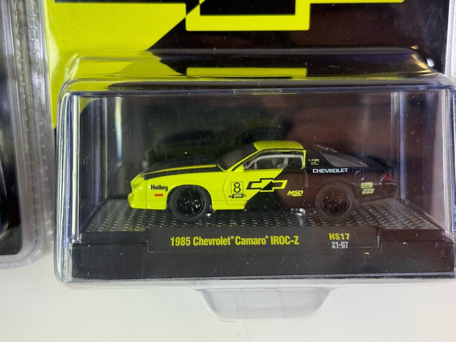 M2 Machines 1985 Chevrolet Camaro IROC-Z HS17 – Limited 526pcs Chase & Normal