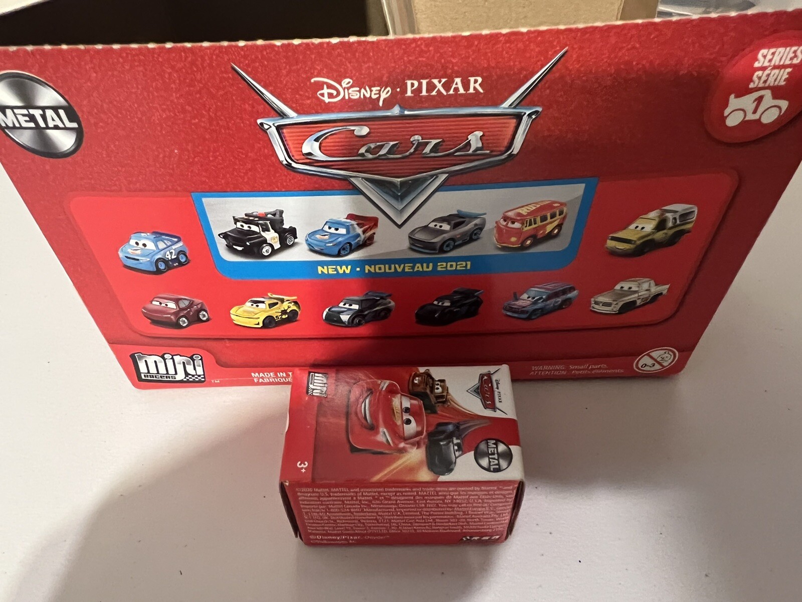 2021 Disney Pixar Cars Mini Racers RUST-EZE WRAP FILLMORE Racing Series 1 #4