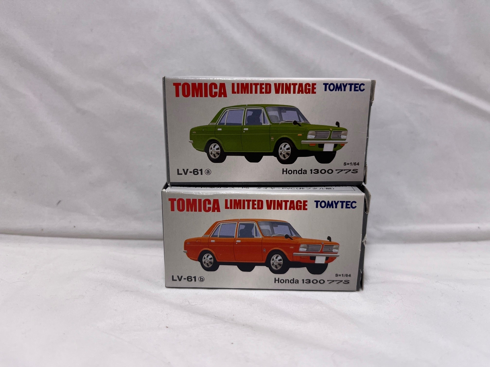 # 01180 – Tomica Limited Vintage LV-61 – 2 Pcs.