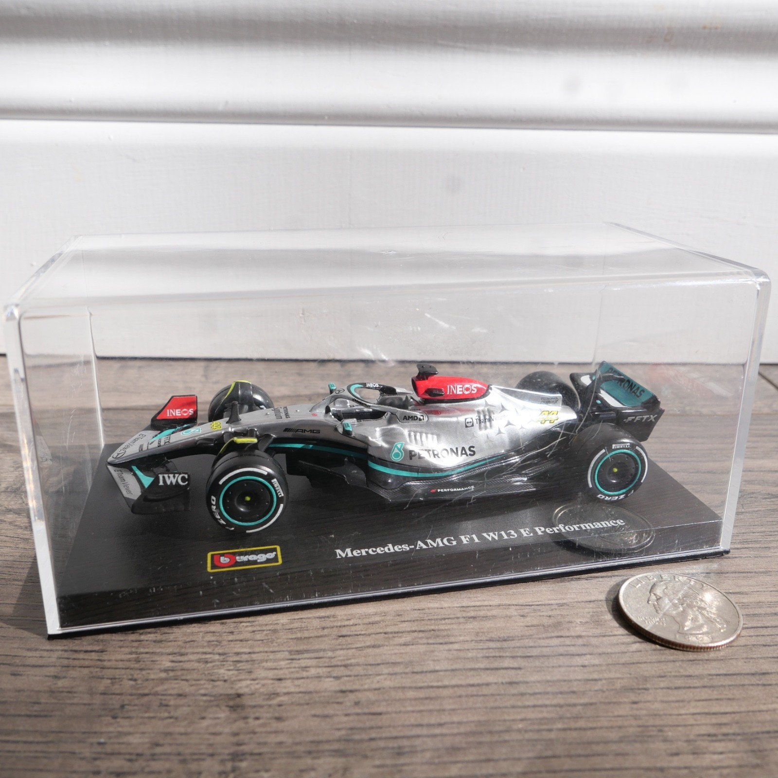 Burago 1/43 Mercedes-AMG Petronas F1 W13 E-Perfromance Lewis Hamilton 2022 #44