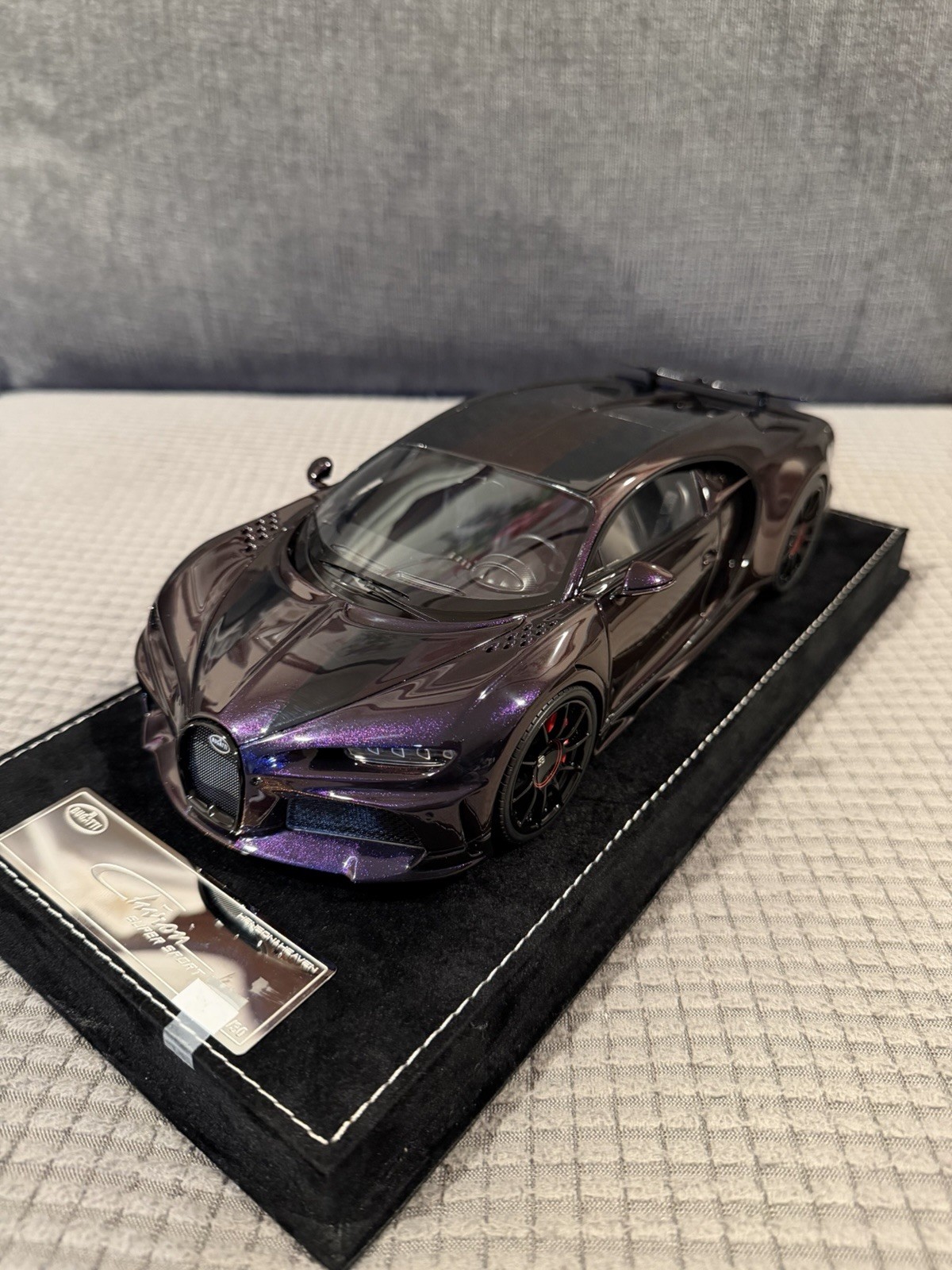 1/18 HH Henson & Heaven Bugatti Chiron SuperSport Chameleon Purple Limited 30pcs