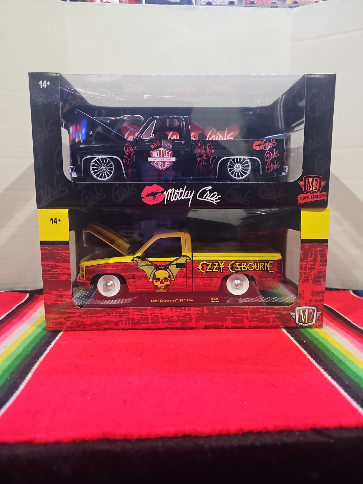 M2 Machines Rock Legends 1991 Chevrolet SS 454 & 1976 GMC Sierra 15 1:24 S45
