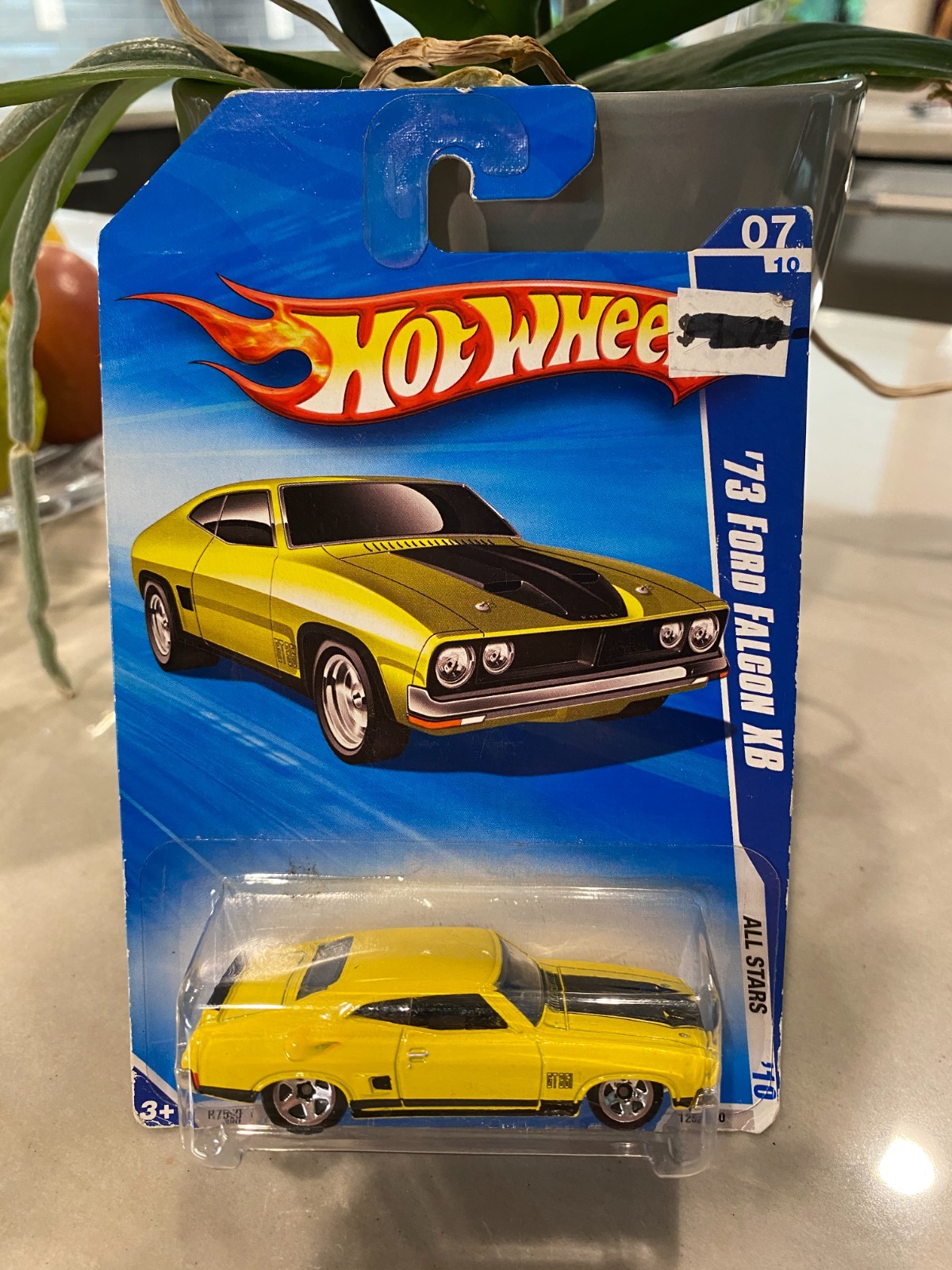 2010 Hot Wheels #125 All Stars 7/10 ’73 FORD FALCON XB – Yellow