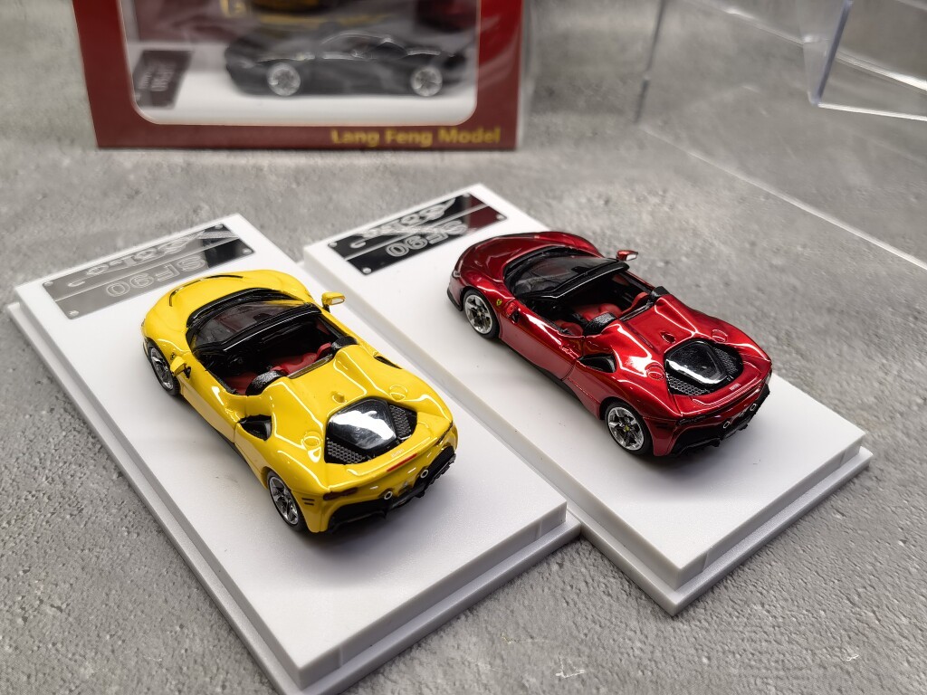 Solo 1:64 Ferrari SF90 sports car hardtop convertible alloy car model