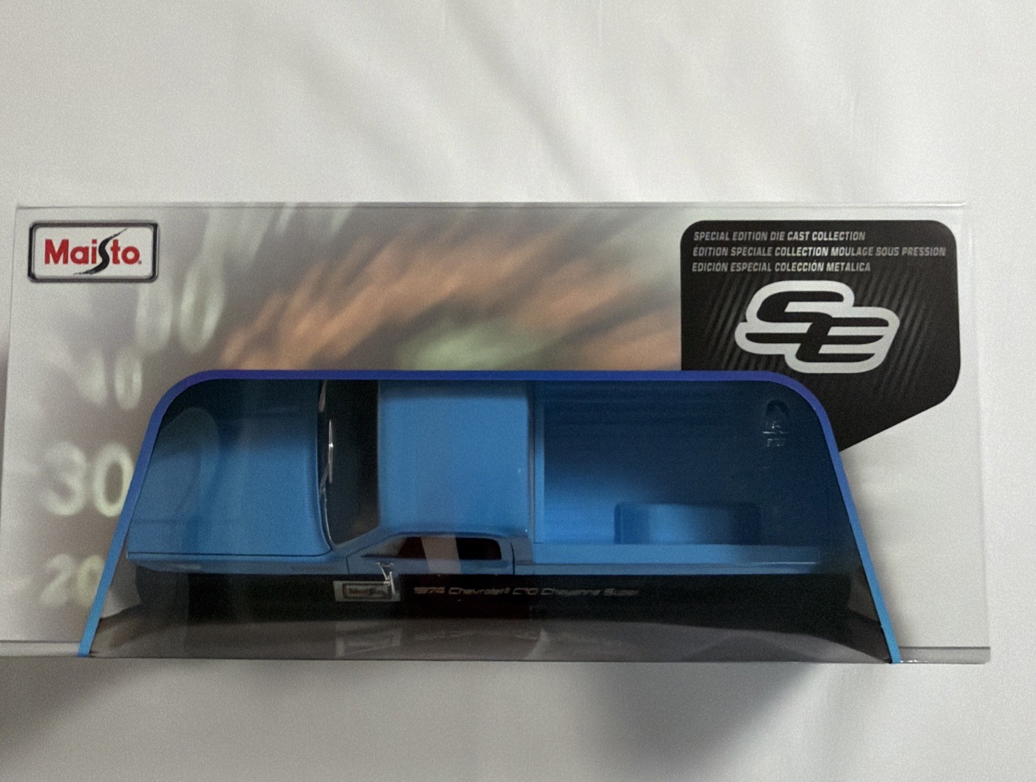 Maisto 1:18 1974 Chevrolet C10 Cheyenne Super Pickup Truck Blue Black Stripe New