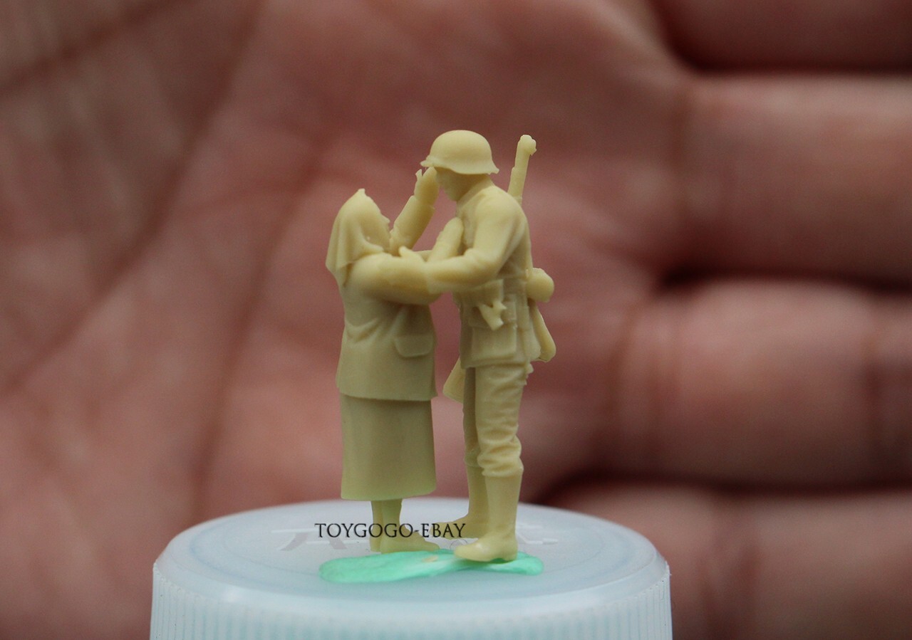 1:72 WW2 1/72 TANK 4pcs Germany Soldiers bye to mother toy TotalWar diorama