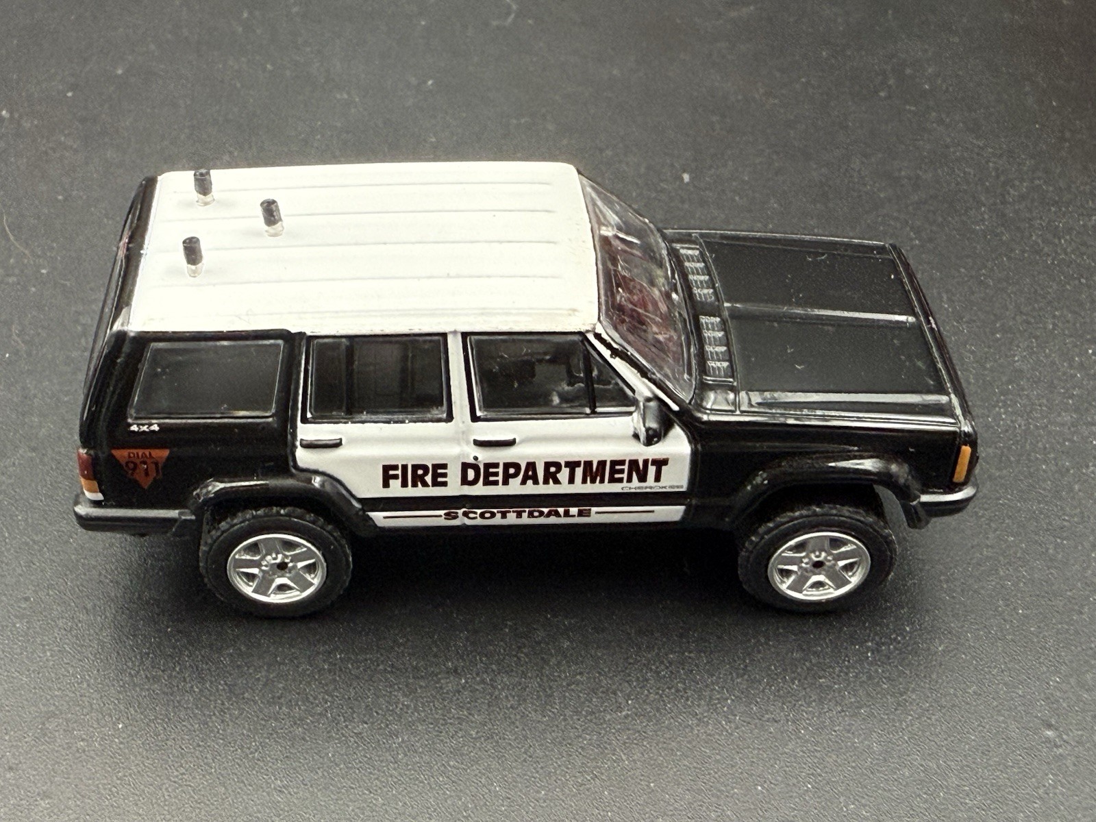 3 Pack 1/64 Black Silver Low Profile Stubby Antenna Scale Model Police Fire