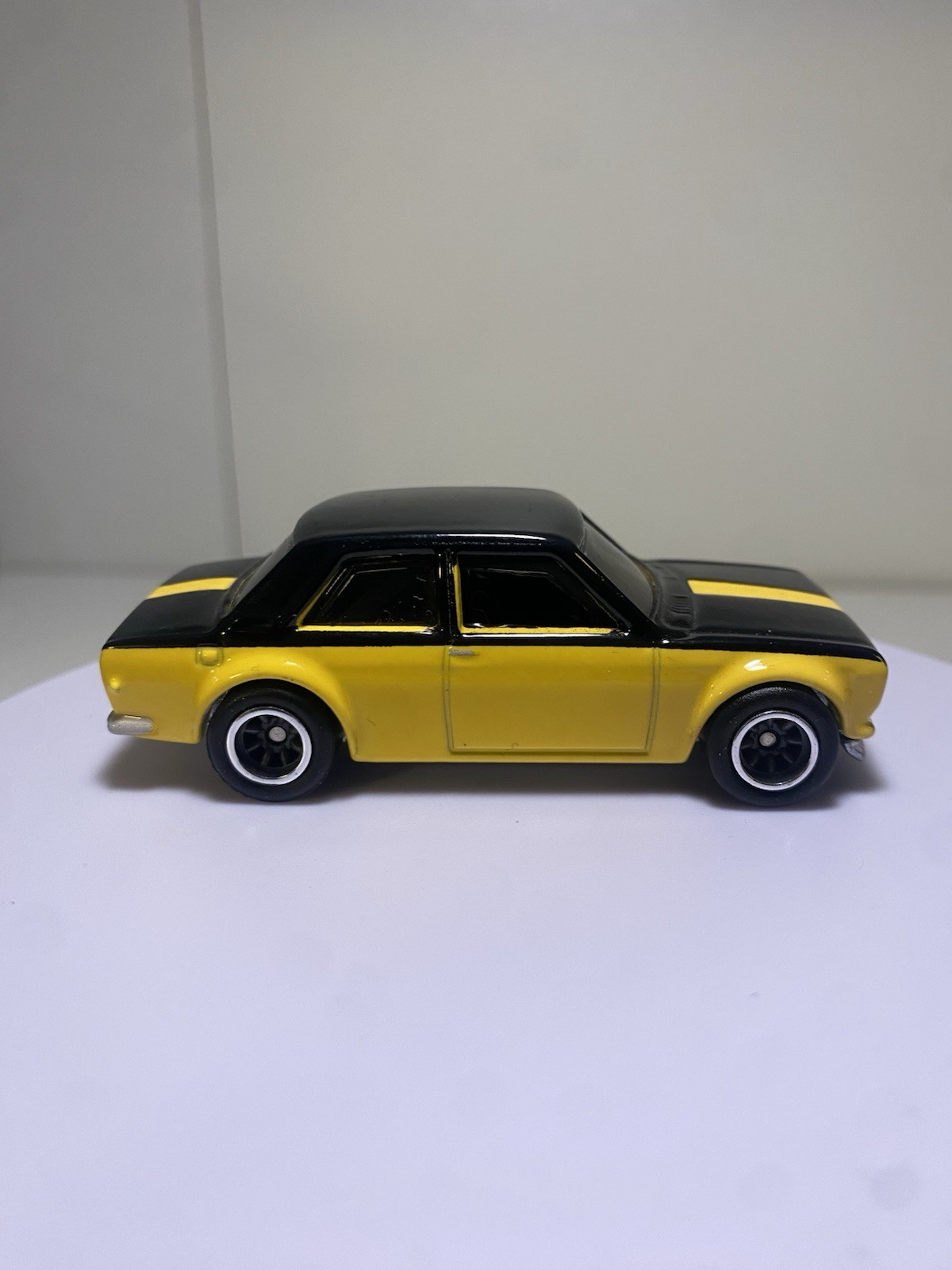Hot Wheels Yellow Datsun Bluebird 510 from Display Case Exclusive Loose Mint