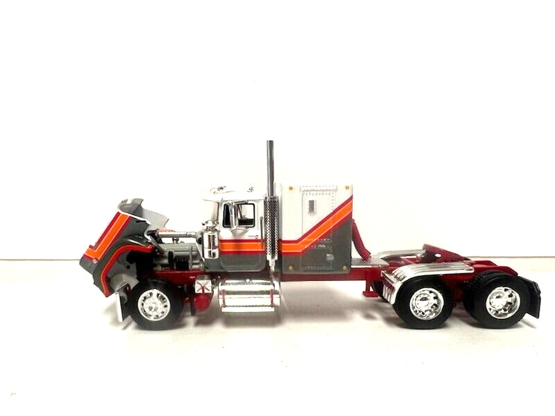 DCP / FIRST GEAR 1/64 SCALE MACK SUPER LINER FLAT TOP WHITE, RED, GRAY, ORANGE