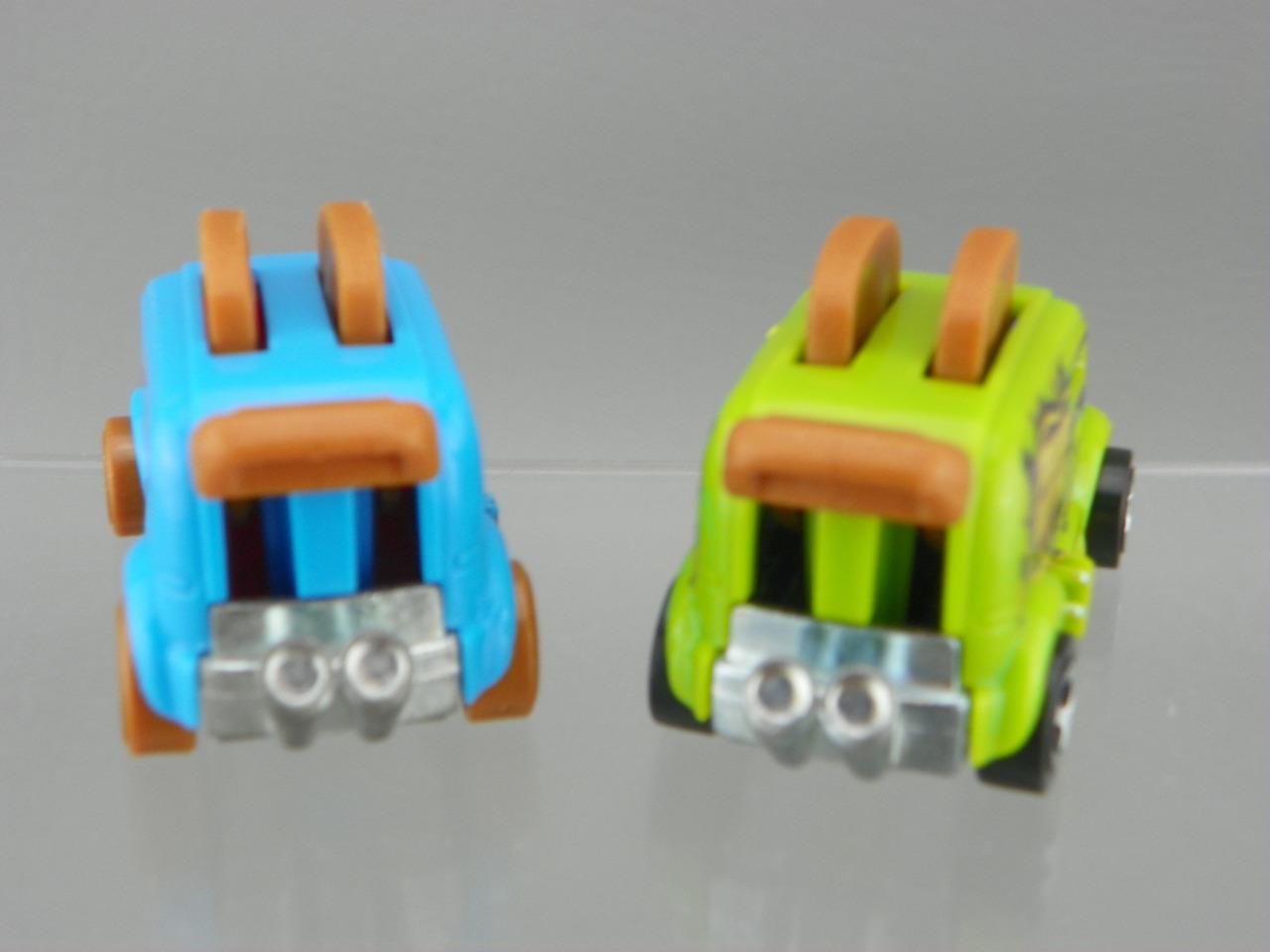 Hot Wheels 2016 Diecast Blue & Green Peanut Butter & Jelly Roller Toaster Lot