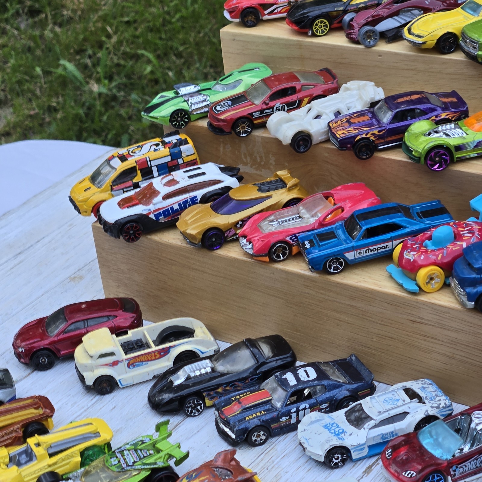 Hot Wheels Lot of 50 Loose Cars Trucks Race Cars Mixed Diecast Mattel VGC