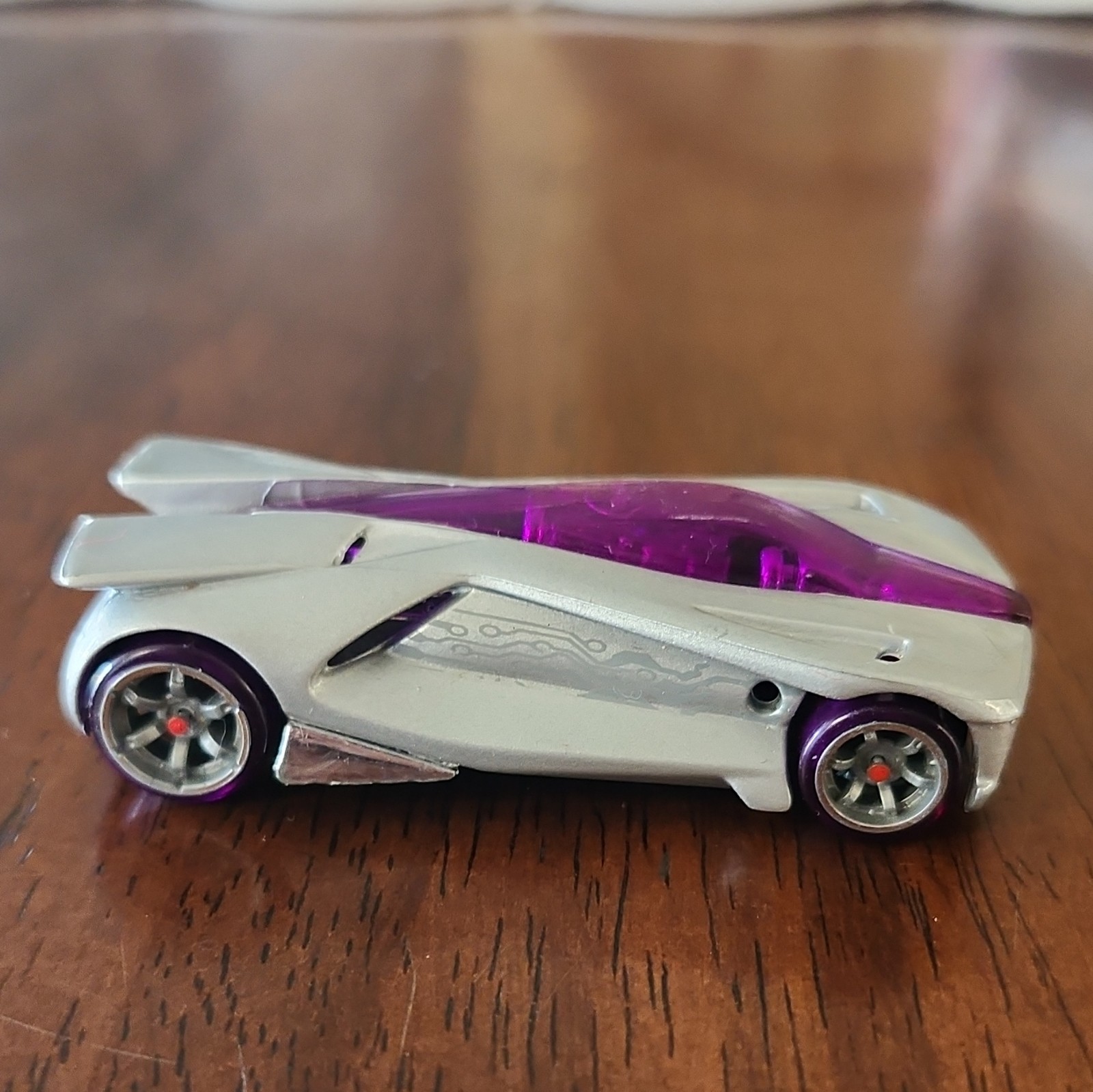 Hot Wheels Limousine Diecast Car Silver Purple Boys & Girls 3-7 Years Toy