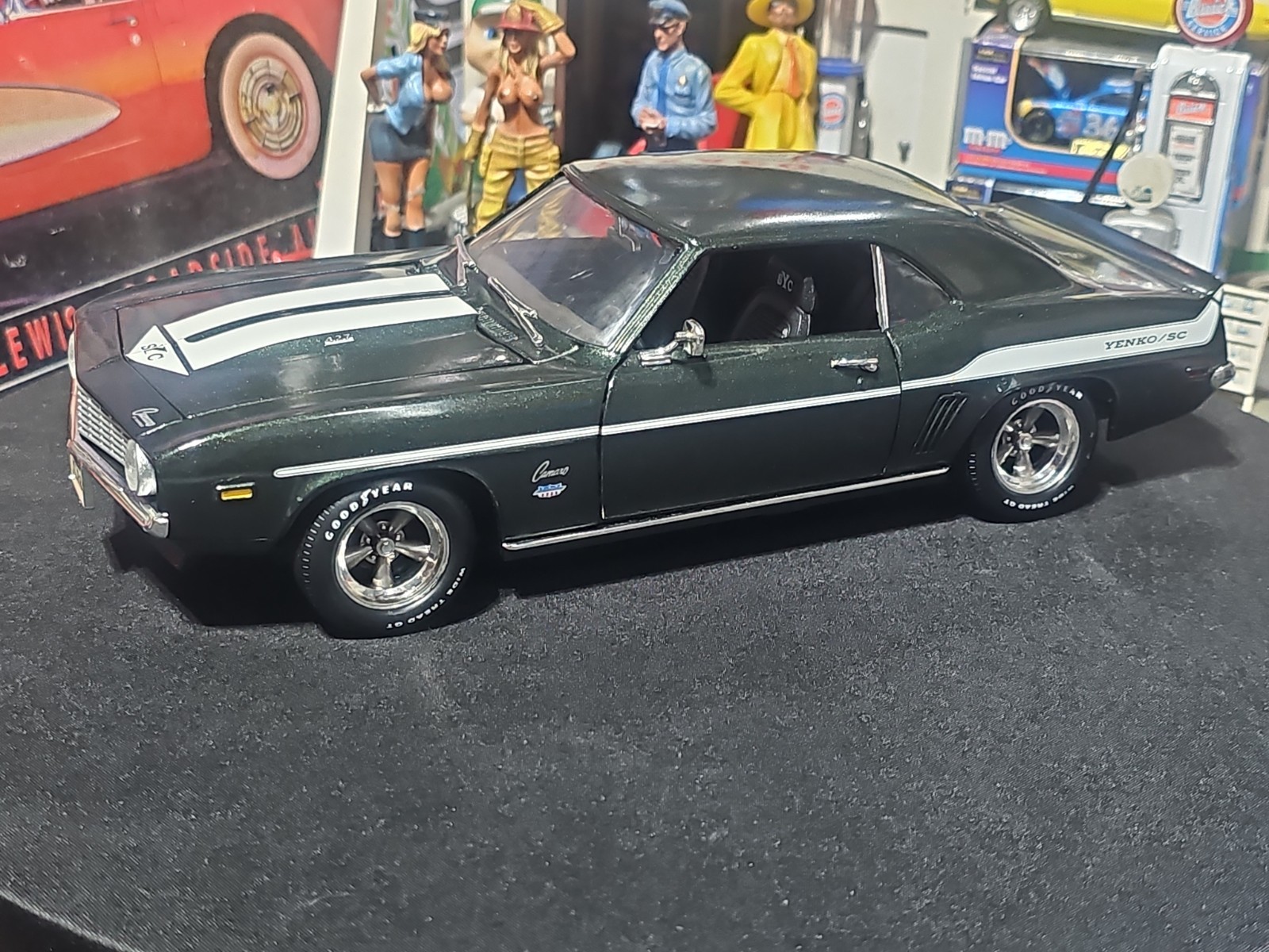 VINTAGE ERTL SUPERCAR YENKO 427 CAMARO SYC Fathom Green Limited Edition