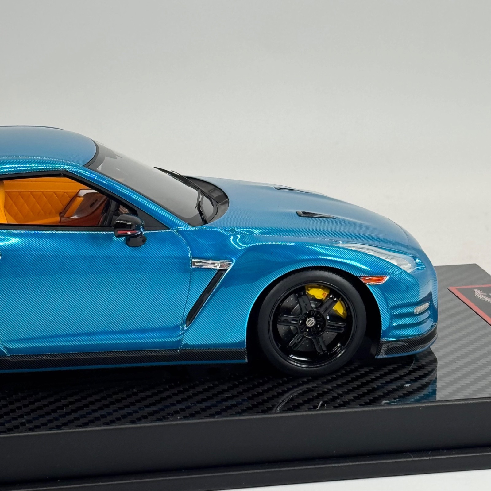 1/18 Nissan GT-R R35 Limited 9/19 [Full Carbon Blue] [YY Model ] No ivy autoart