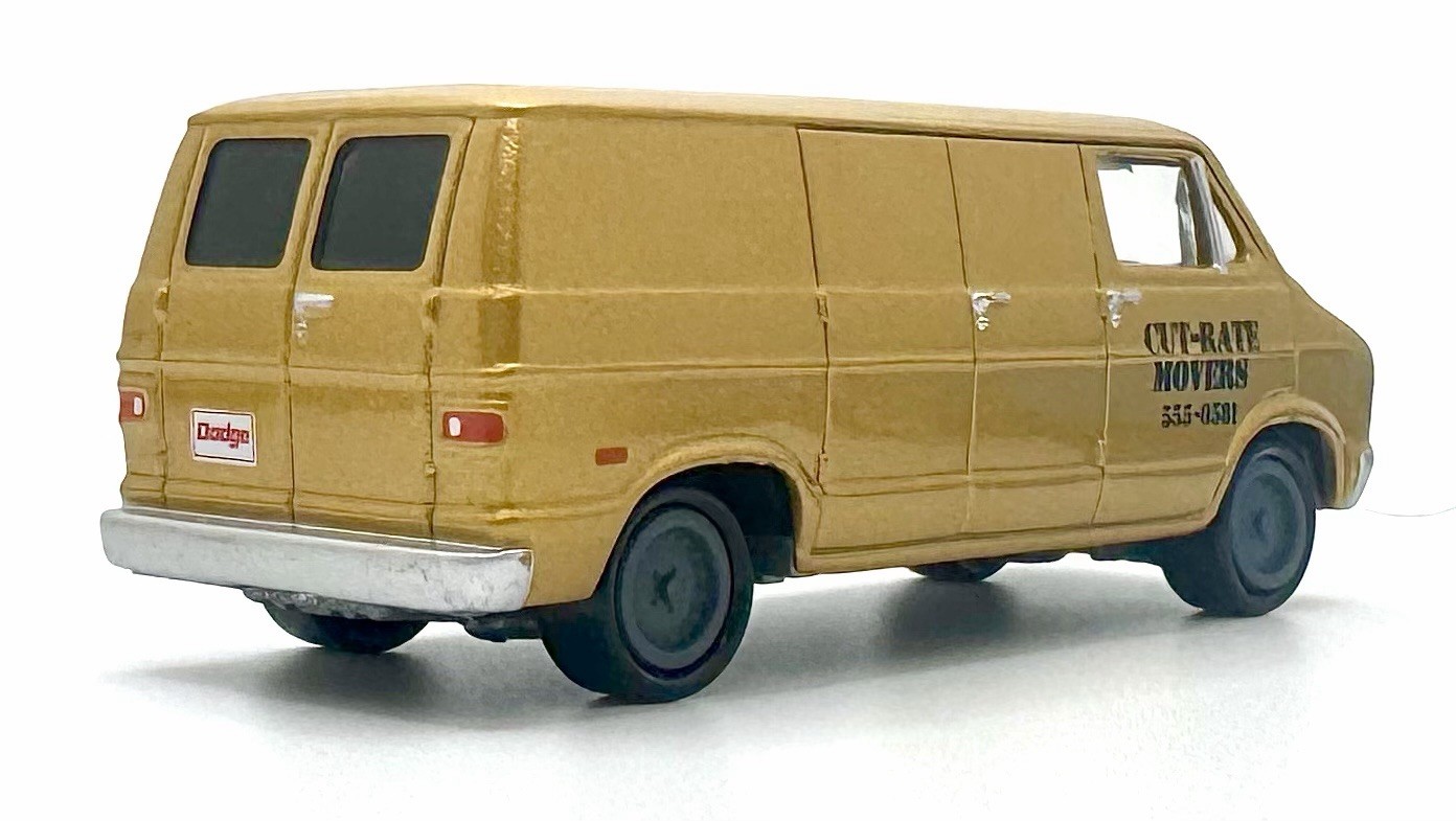 1976 Dodge Ram Van B100 3.7L Moving Van – Light Gold Poly – 1:64 Scale -MOPAR