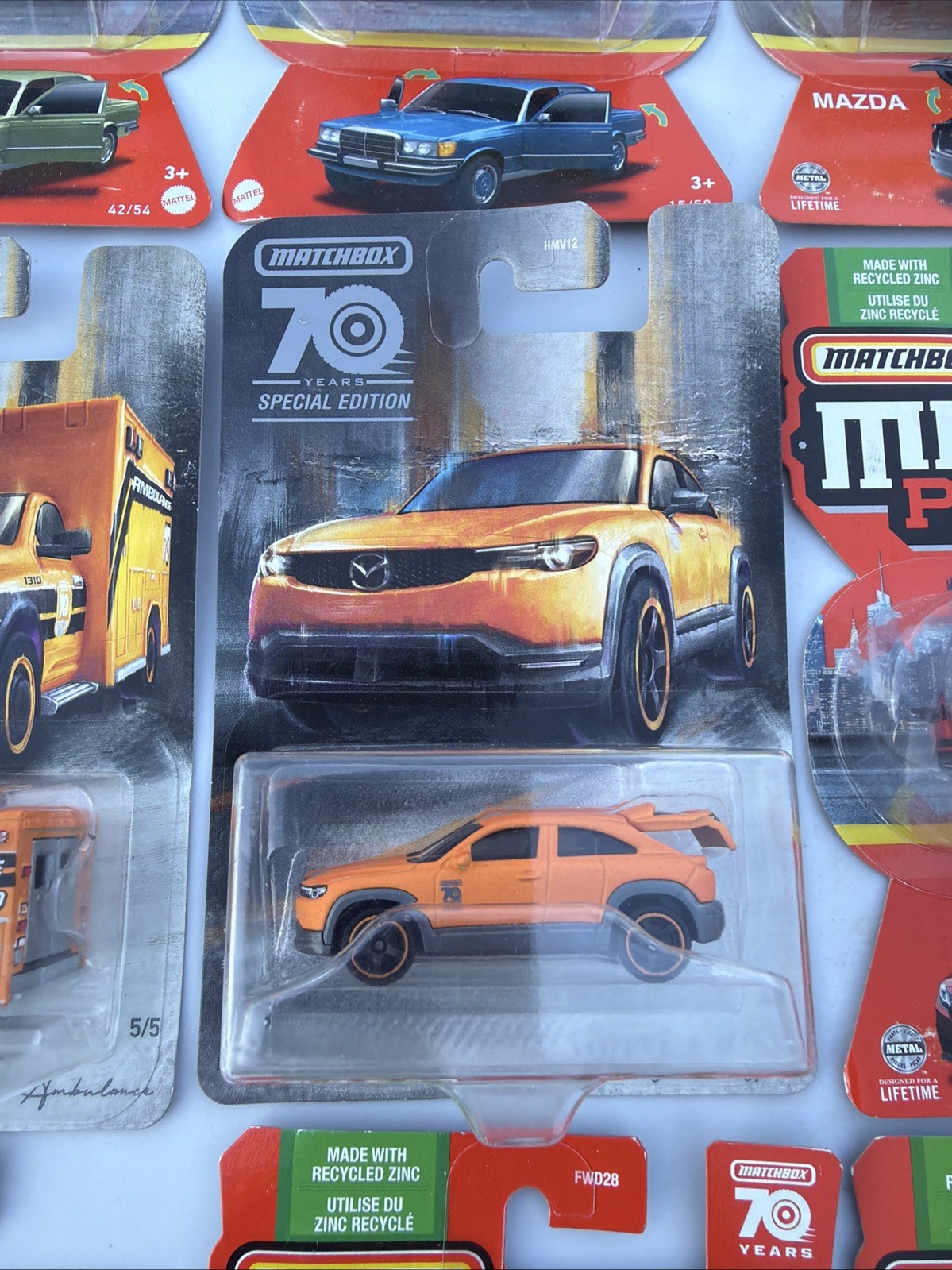 MATCHBOX MOVING PARTS LOT OF 12 CARS BMW Mazda Bentley Mercedes Land Rover Ram