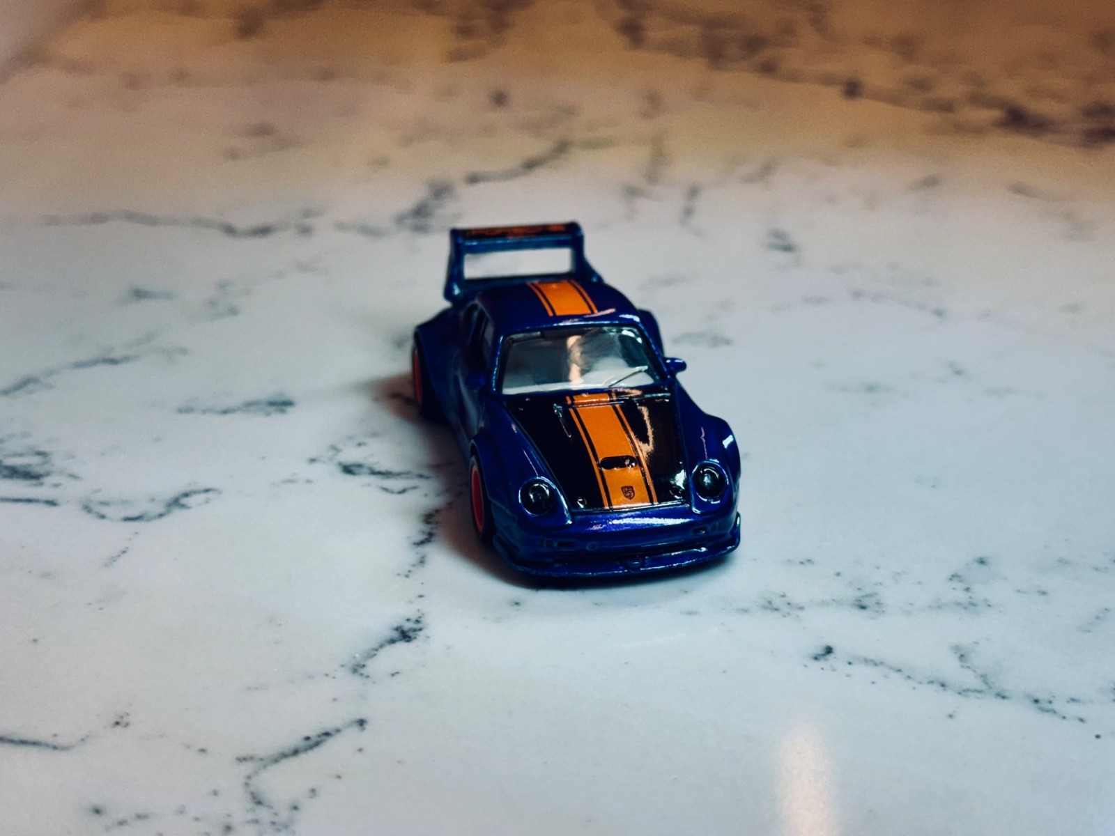 2015 Porsche 993 GT2 Hotwheels Super Treasure Hunt Loose (MINT)