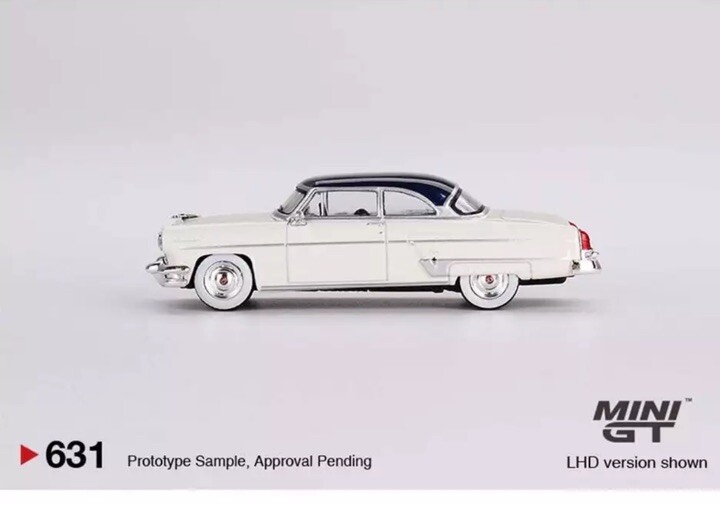 1954 LINCOLN CAPRI ARCTIC WHITE 1/64 DIECAST MODEL CAR BY MINI GT MGT00631-P12