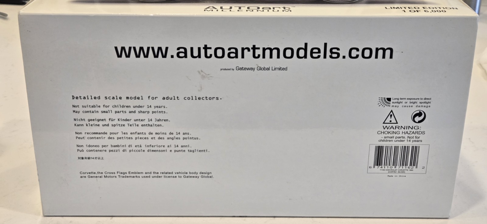 **READ** RARE 1/18 Autoart 1969 Chevrolet Corvette Cortez Silver Diecast