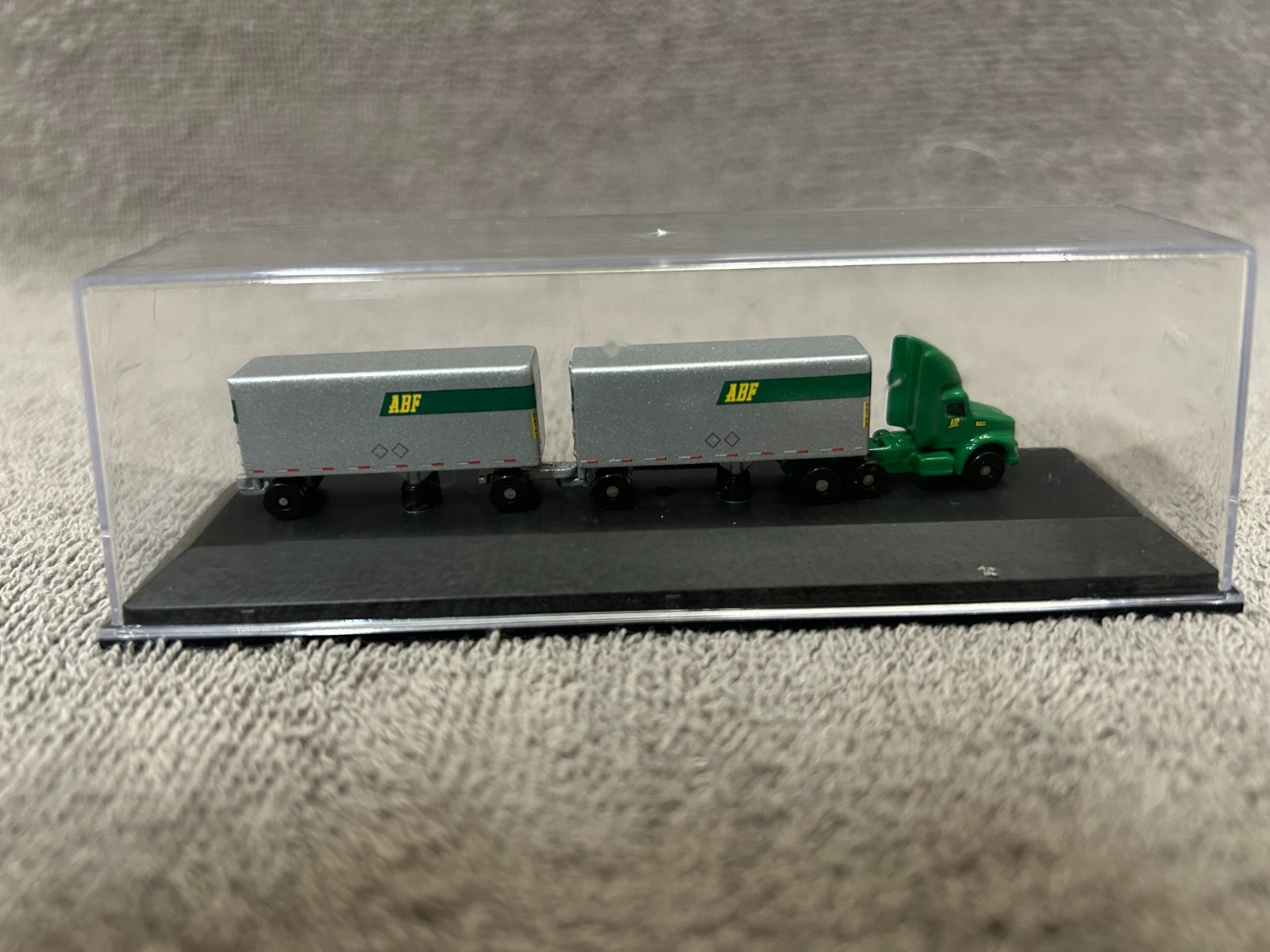 ABF 1/256 scale Diecast Truck with Double-Pup Trailers in Clear Protective Case