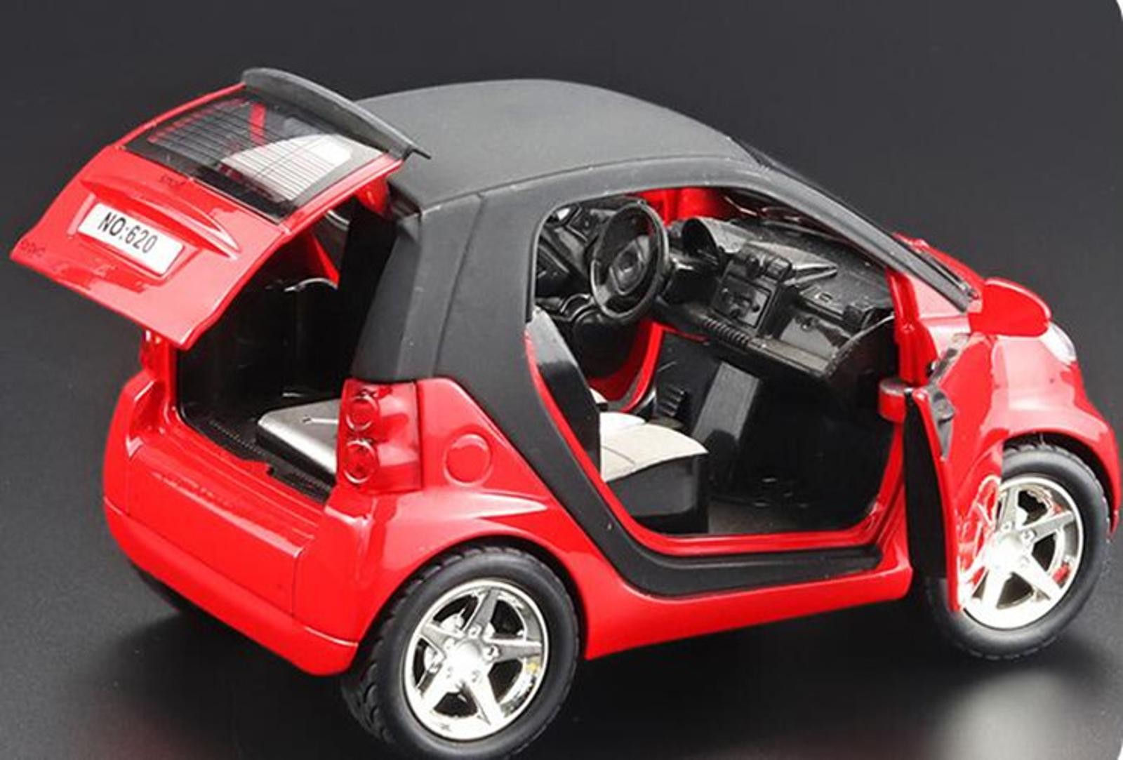 Red 1:32 Model Car Metal Diecast Toy Vehicle Kids Sound Light For Smart ForTwo G