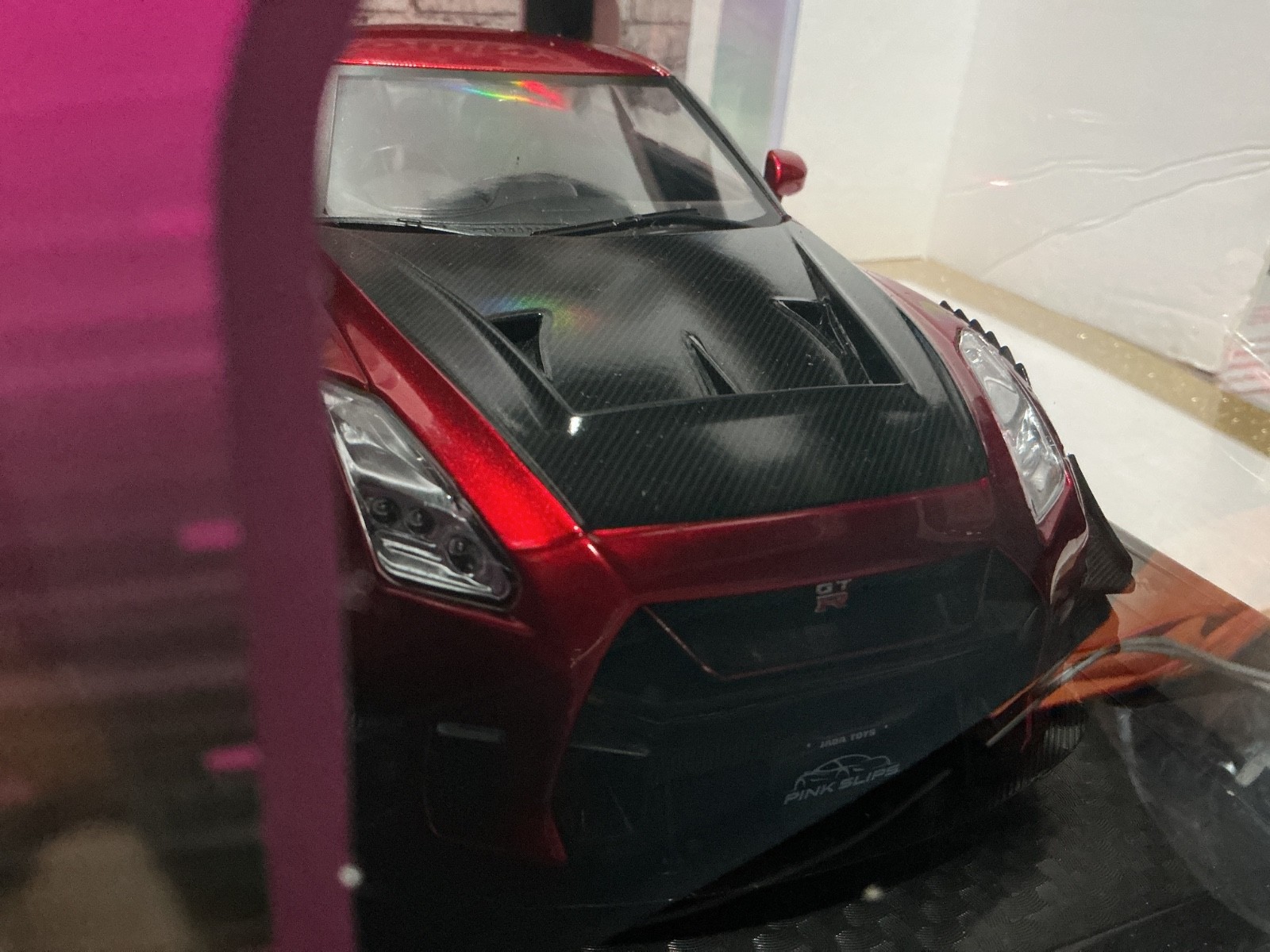 1:18 JADA PINK SLIPS – NISSAN GT-R R35W/LIBERTY WALK BODY KIT 2.0 RED ON BLACK