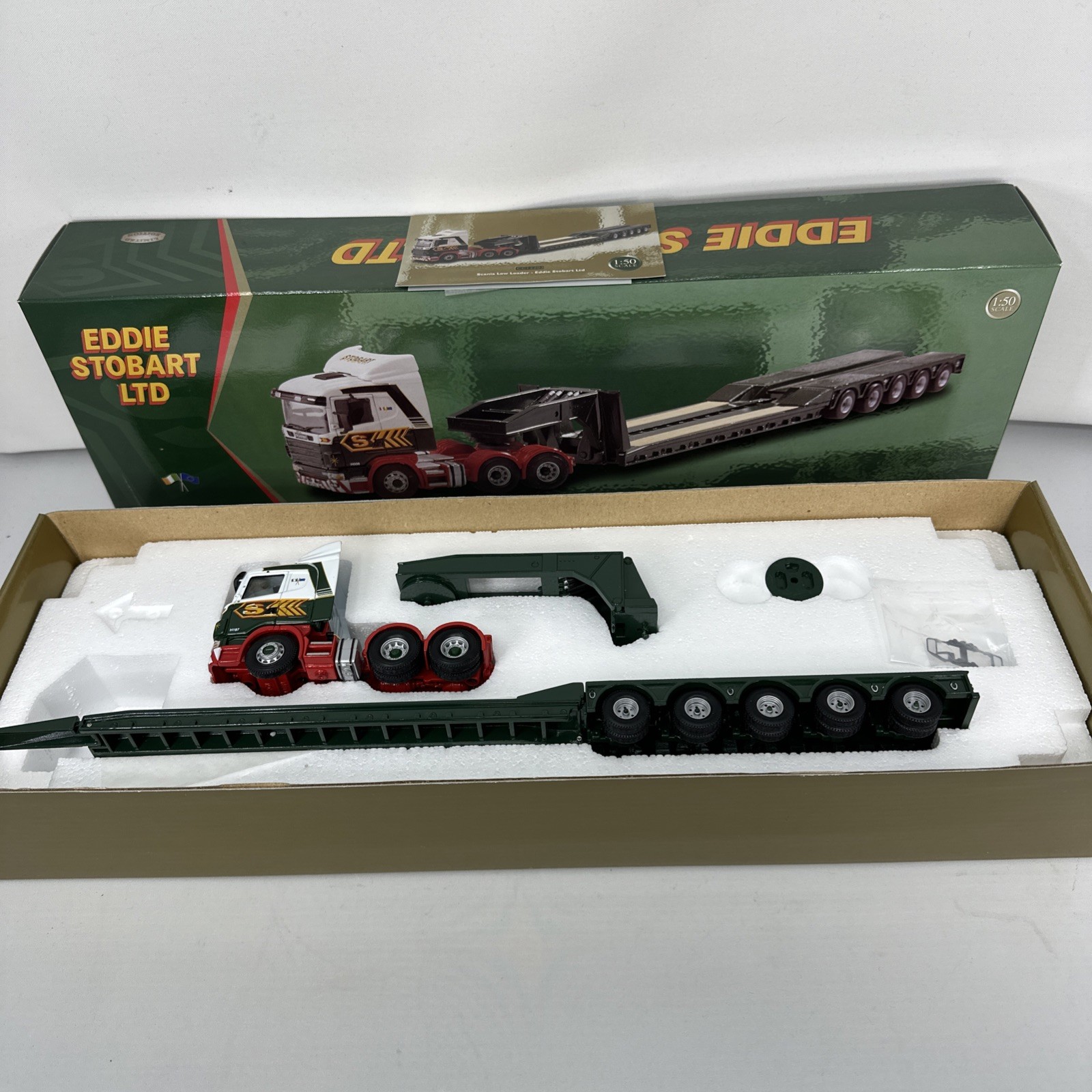 CORGI CLASSICS EDDIE STOBART SCANIA 4 SERIES LOW LOADER TRUCK MODEL CC12203 1:50