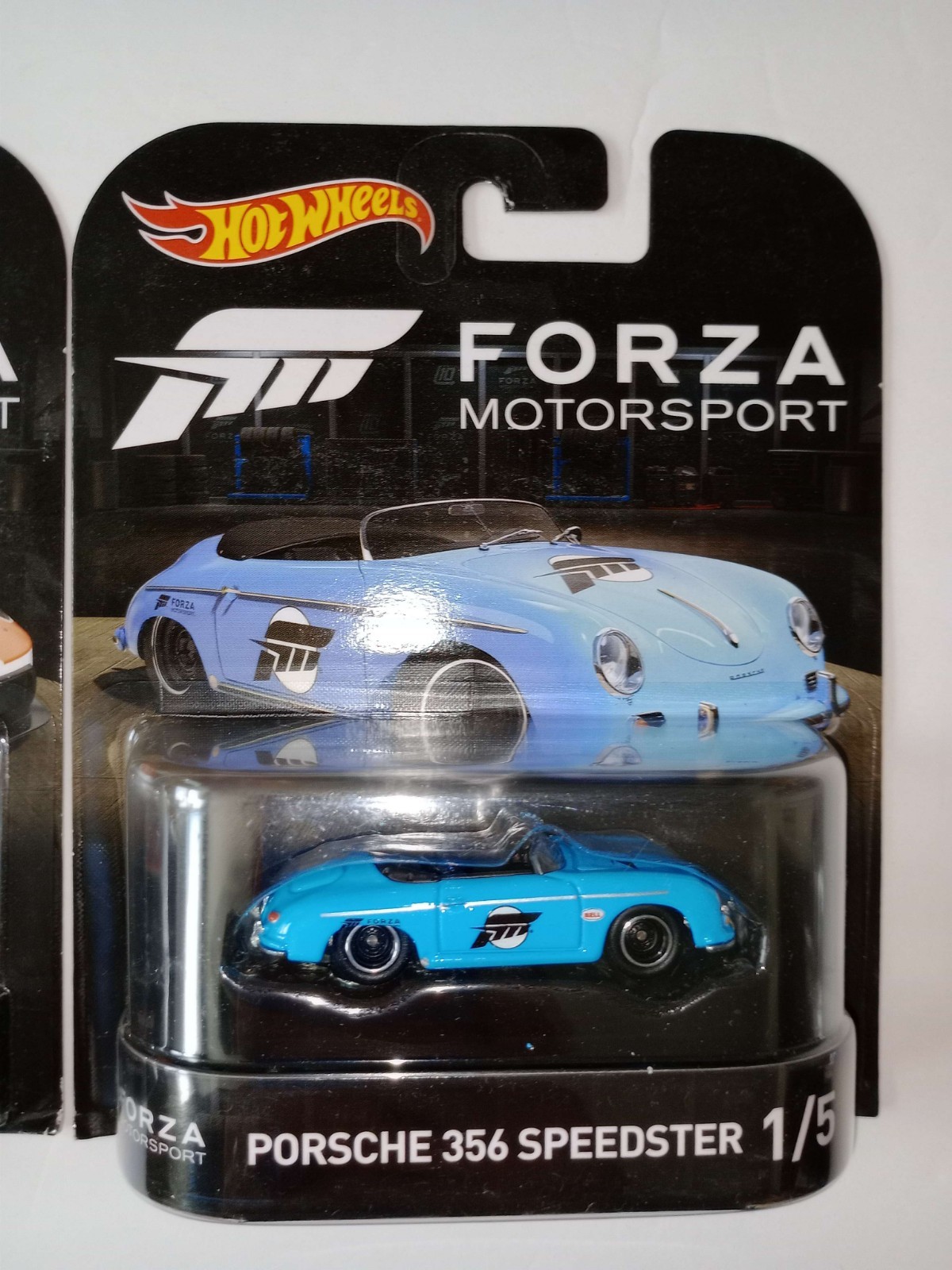 Hot Wheels Retro Entertainment Forza Lot & Bonus Nissan GT-R