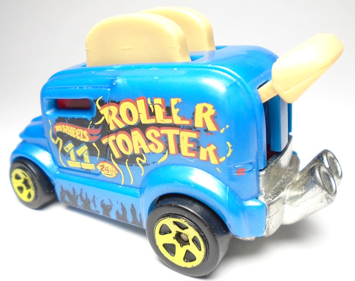 2016 HOT WHEELS LEGENDS OF SPEED ROLLER TOASTER 11 BLUE 1:64 DIECAST 2 1/2″ CAR