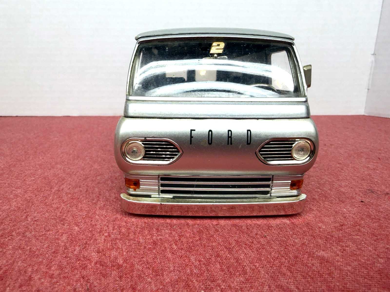 RARE jada Dub City Oldschool 1965 Ford Econoline Van ‘Ford Racing’ Flames 1:24