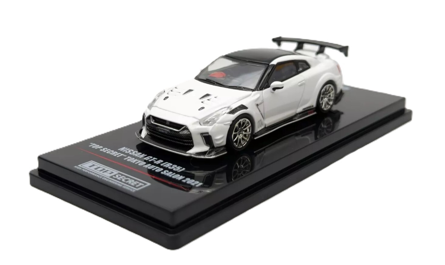Inno64 1:64 Nissan GT-R R35 White “Top Speed” Tokyo Auto Salon 2021 Diecast Car
