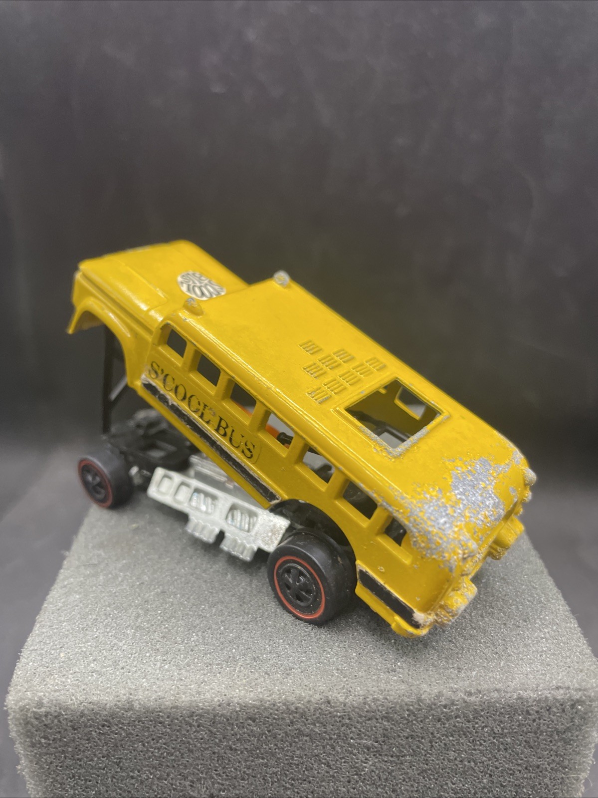 Vintage 1970 HOT WHEELS S’Cool Bus The Heavyweights Yellow Redline Decals 21