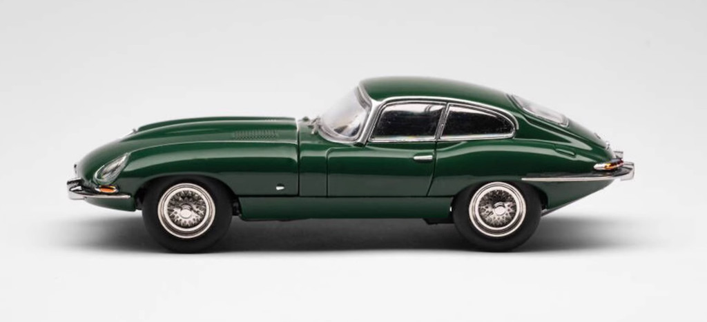 GFCC 1:64 1961 E Type Roadster Hard Top Sports Model Diecast Metal Car