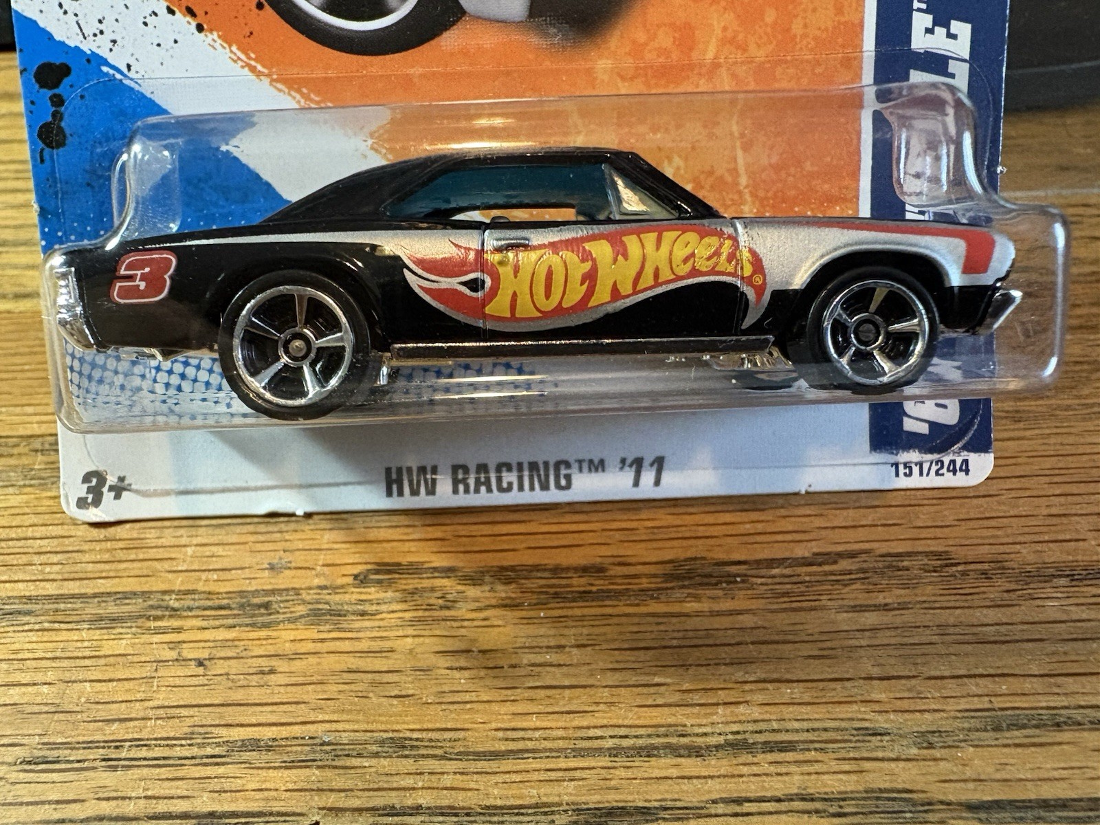 4-HOT WHEELS 2011-12 SPECIAL 68 NOVA-67 CHEVELLE-70 CAMARO-63 CORVETTE NIP L-907