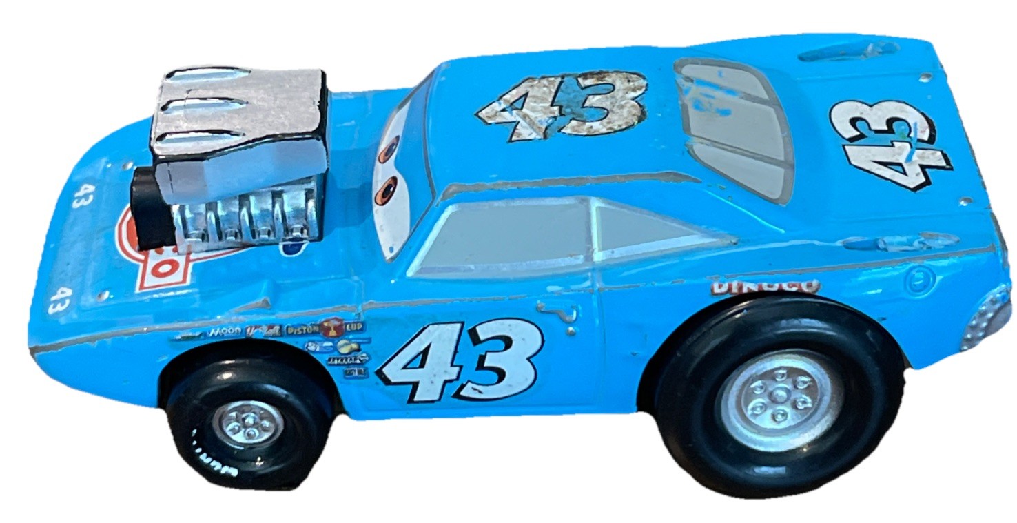 Disney Pixar Cars 43 Richard Petty The King Hot Roddin Superbird 1:43 READ HTF