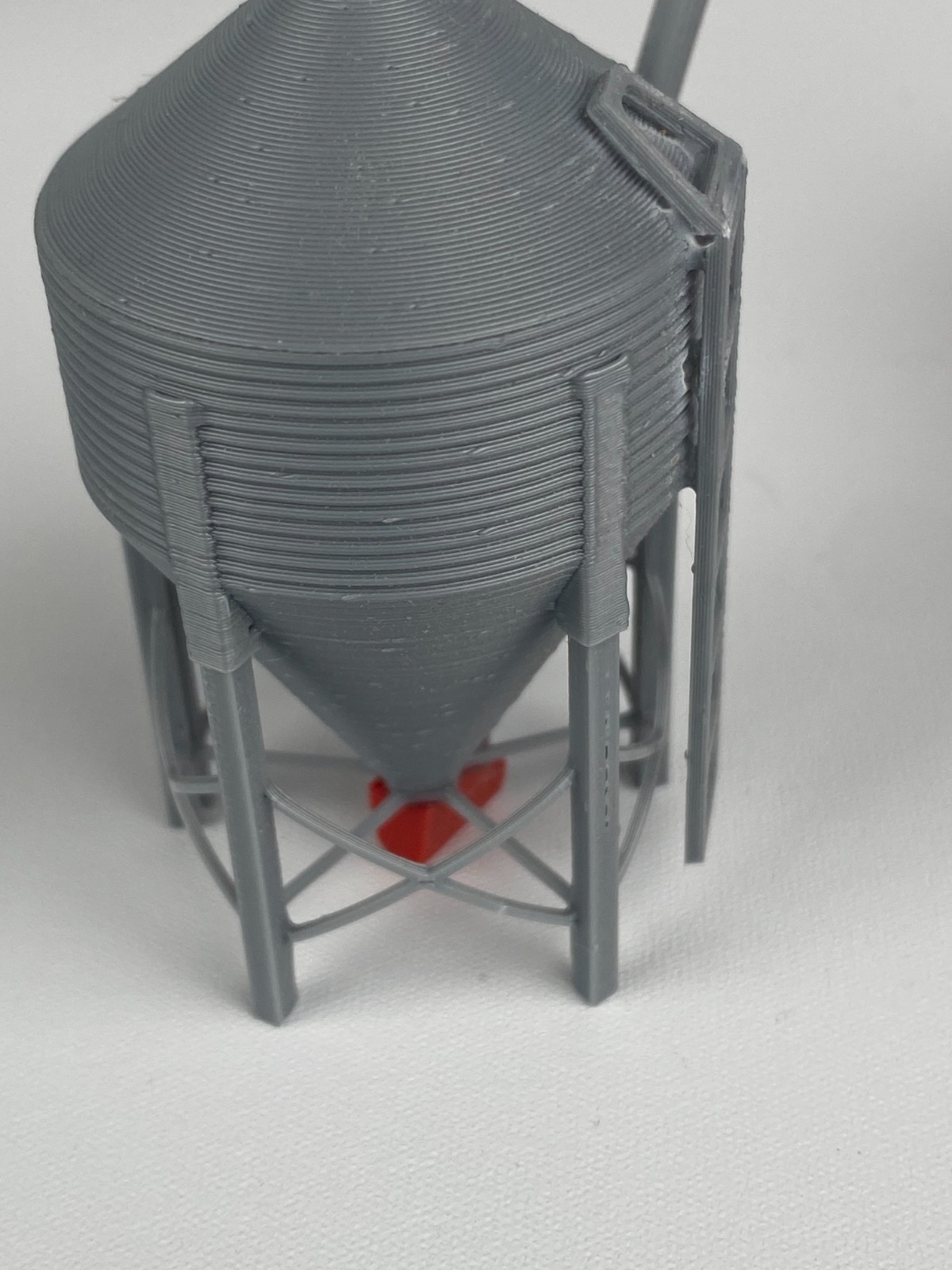 1/64 Feed Bins. Realistic Farm Grain Bins Cattle/Hog Barn Add On