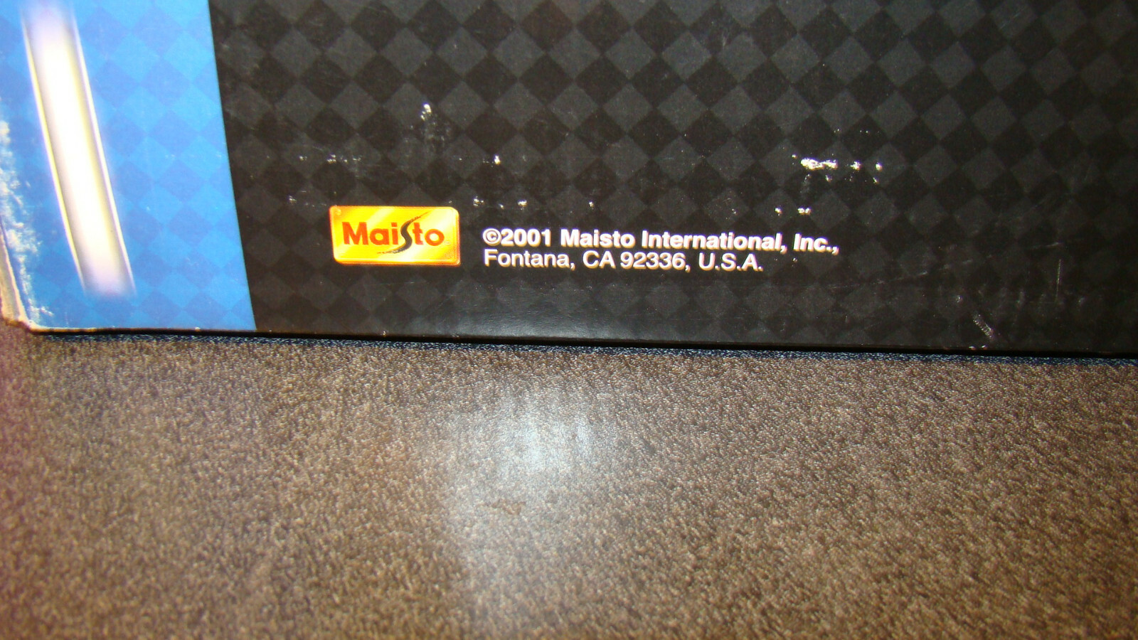 Maisto – 1:24 Show Stoppers Hot Haulers & Cool Cars Series – 5 – Plymouth 2001