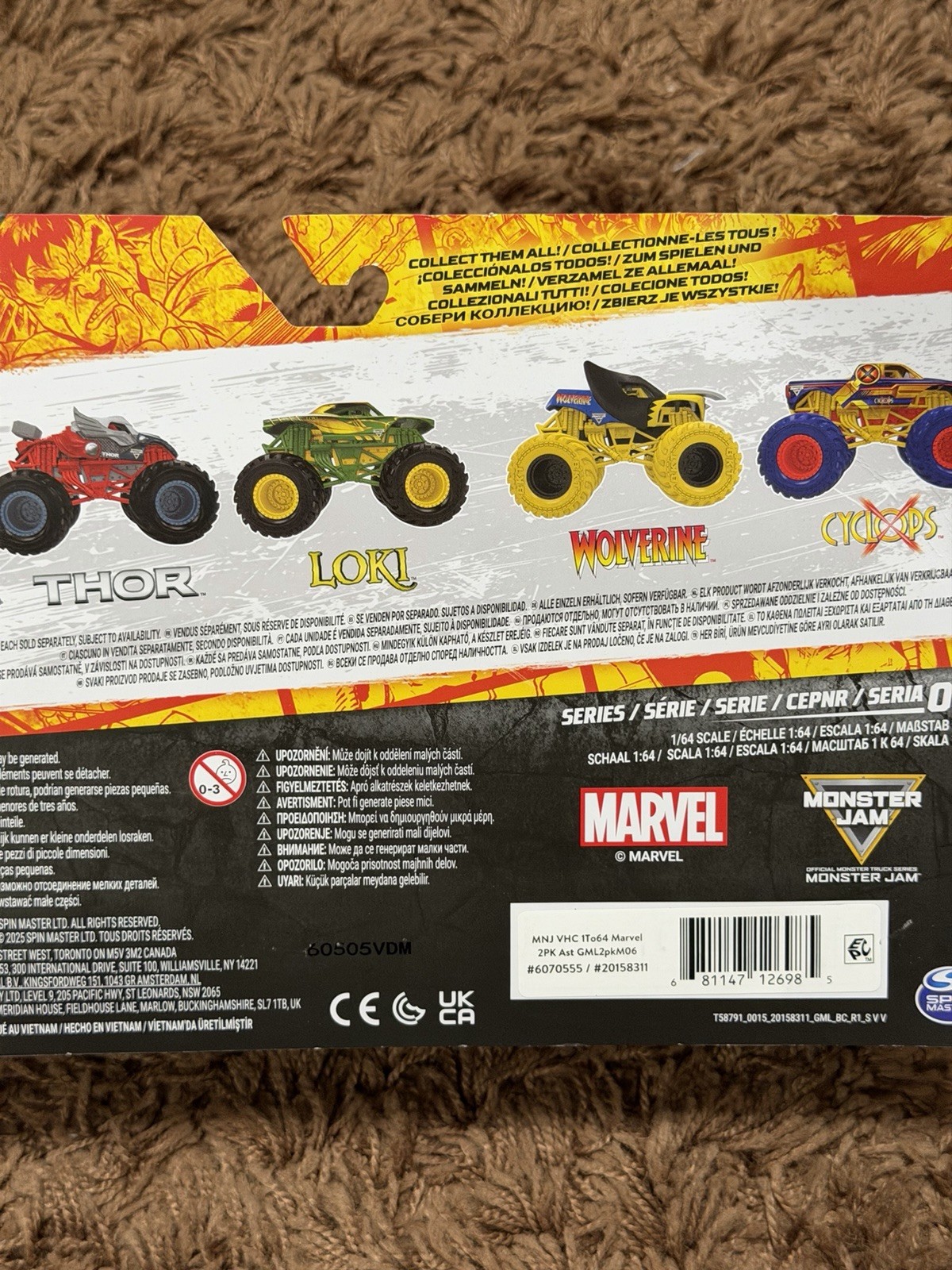 New Monster Jam Marvel X-Men Wolverine vs Cyclops 1:64 Diecast Trucks Series 6