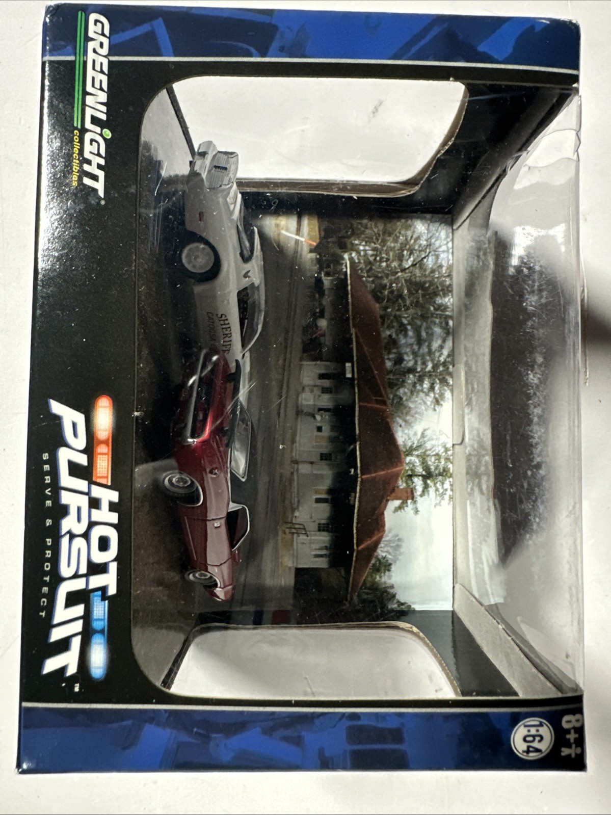 Greenlight Diorama Hot Pursuit Highway Pontiac, Trans Am And Dodge Charger 2012