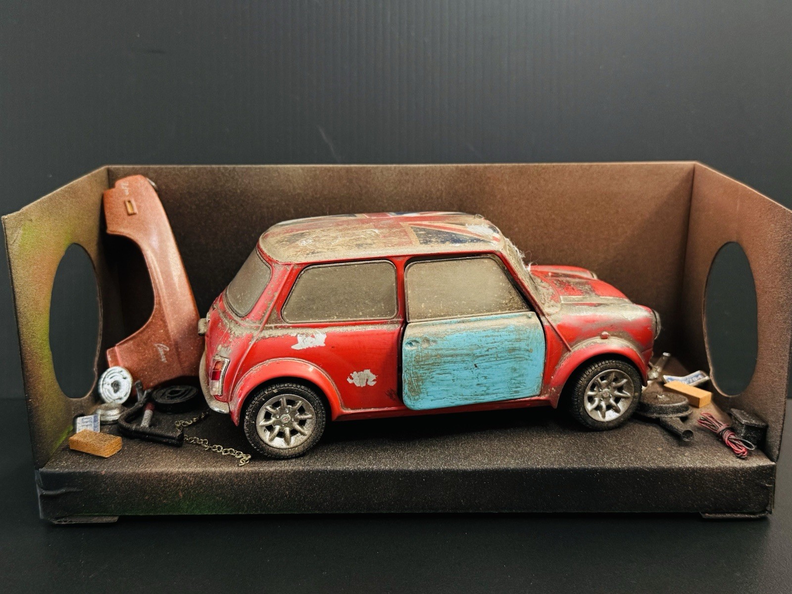 1971 Mini Cooper Wrecked Abandoned 1/18 Kodeblake Barn Find Diorama 1 Of 1 🔥